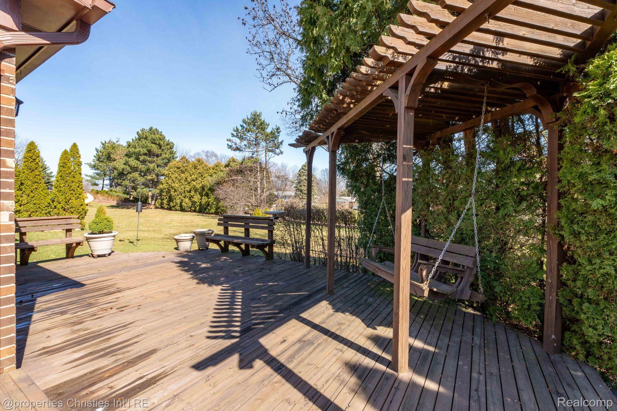 342 POWDERHORN Court