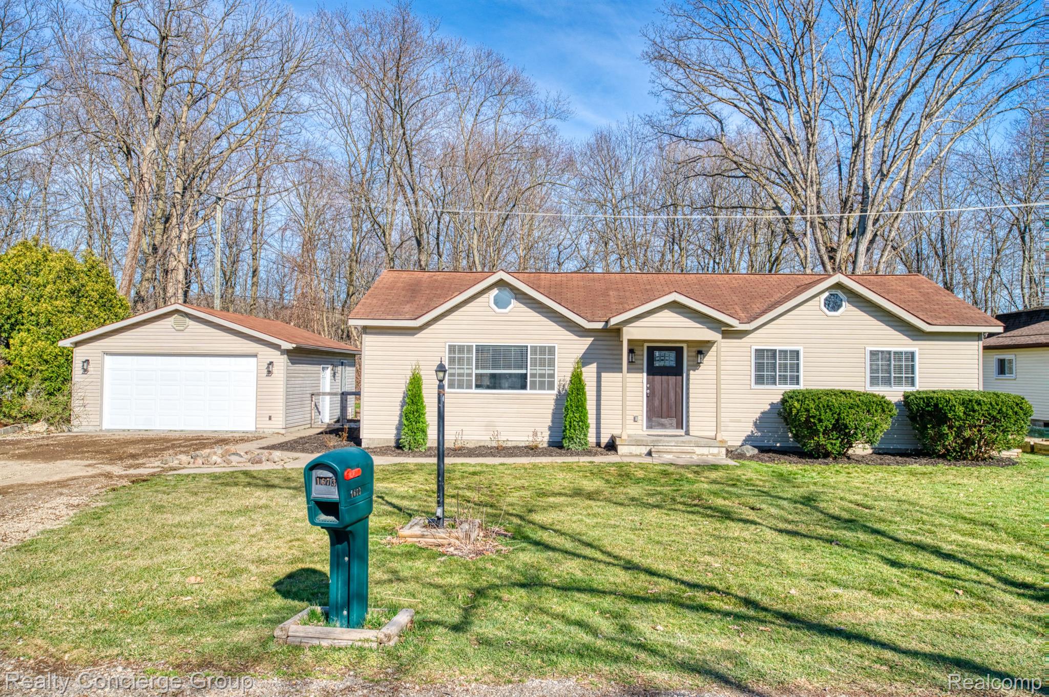 1673 EDWIN Drive