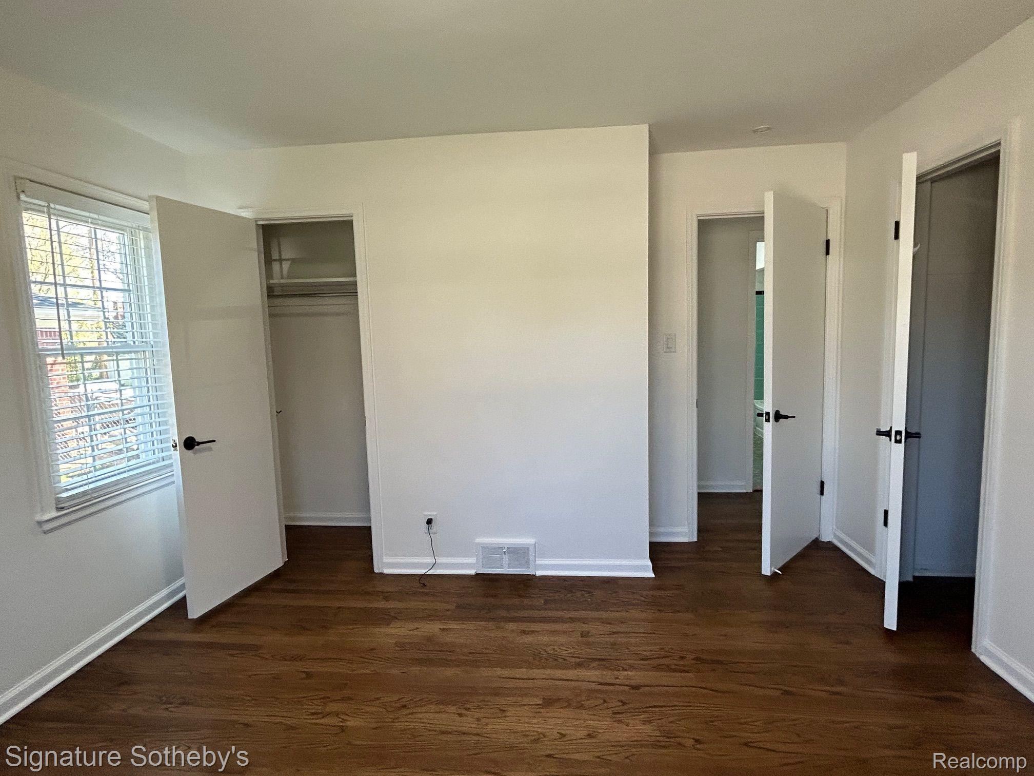 2194 Dorchester Road