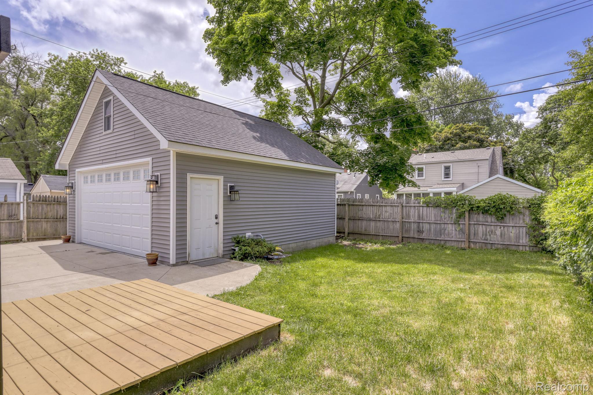 3059 GRIFFITH Avenue