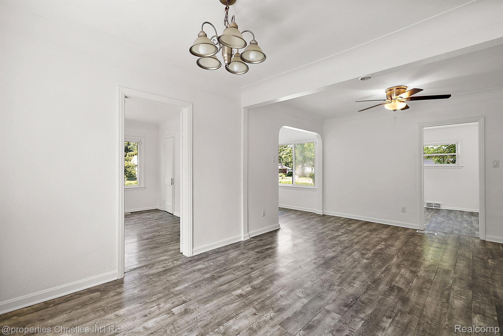 337 W OTIS Avenue
