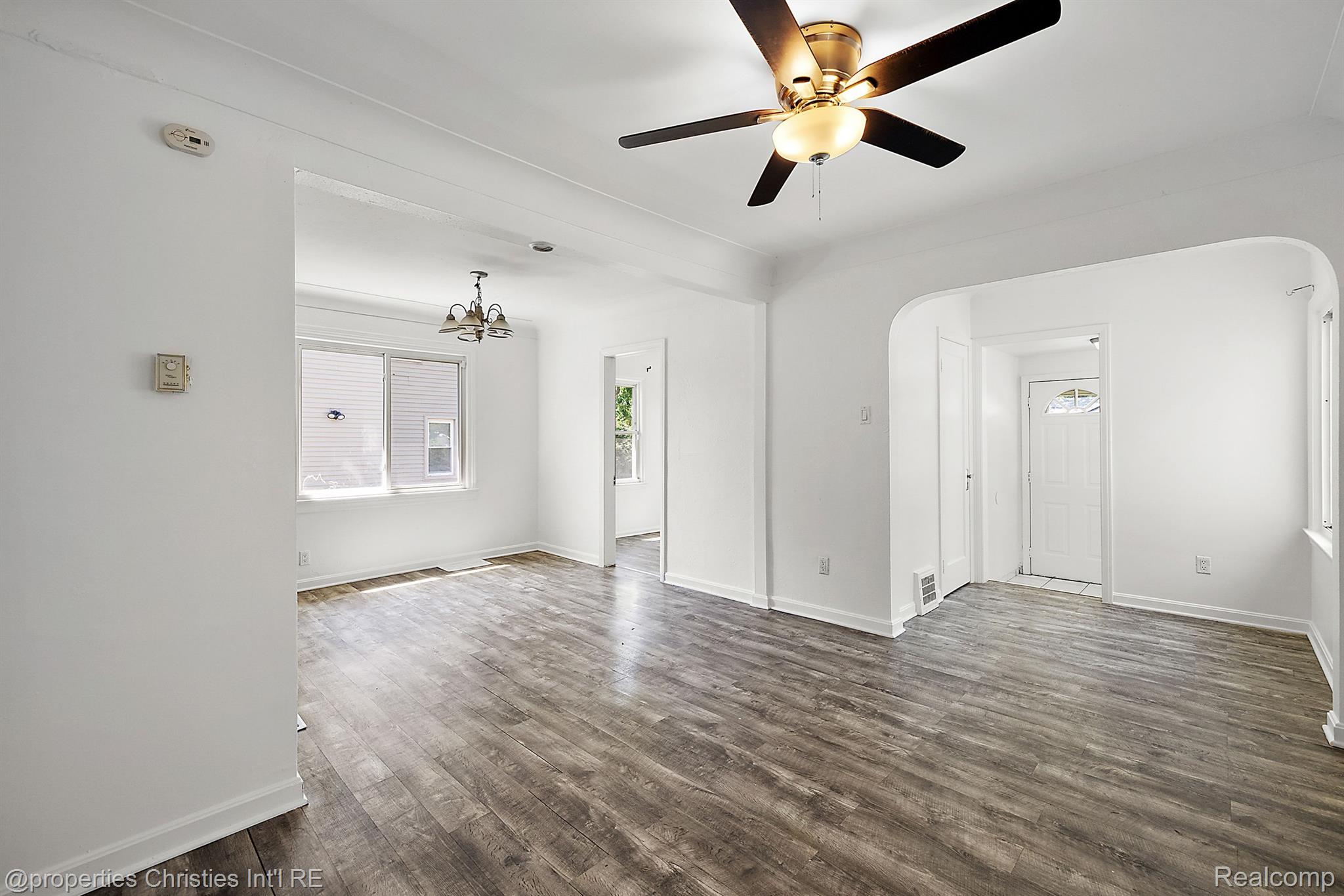 337 W OTIS Avenue