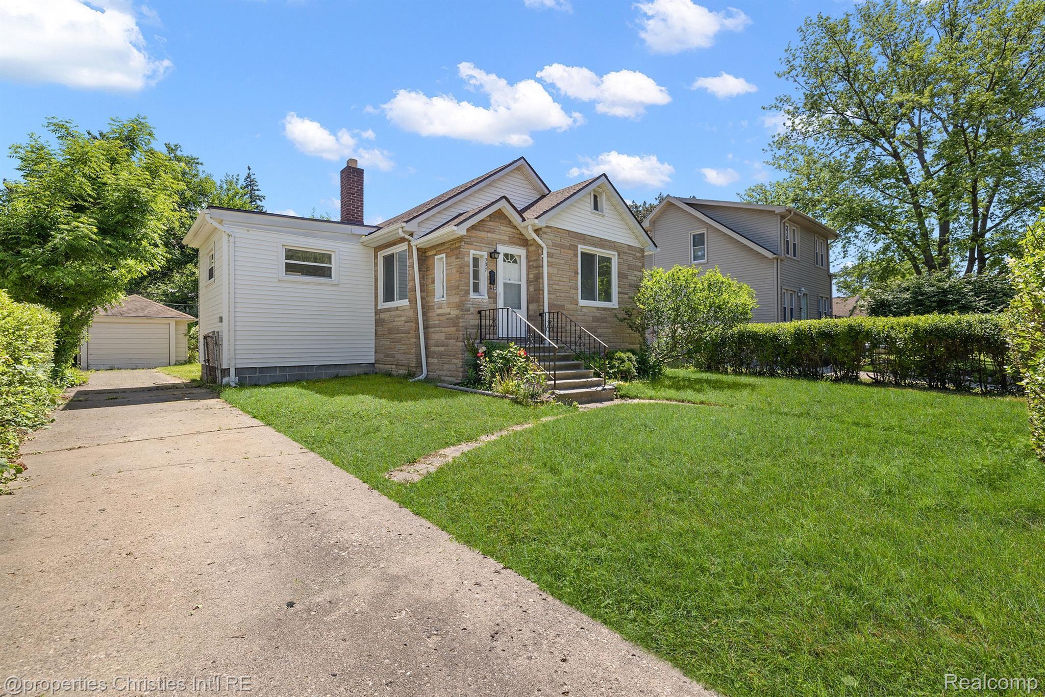 337 W OTIS Avenue