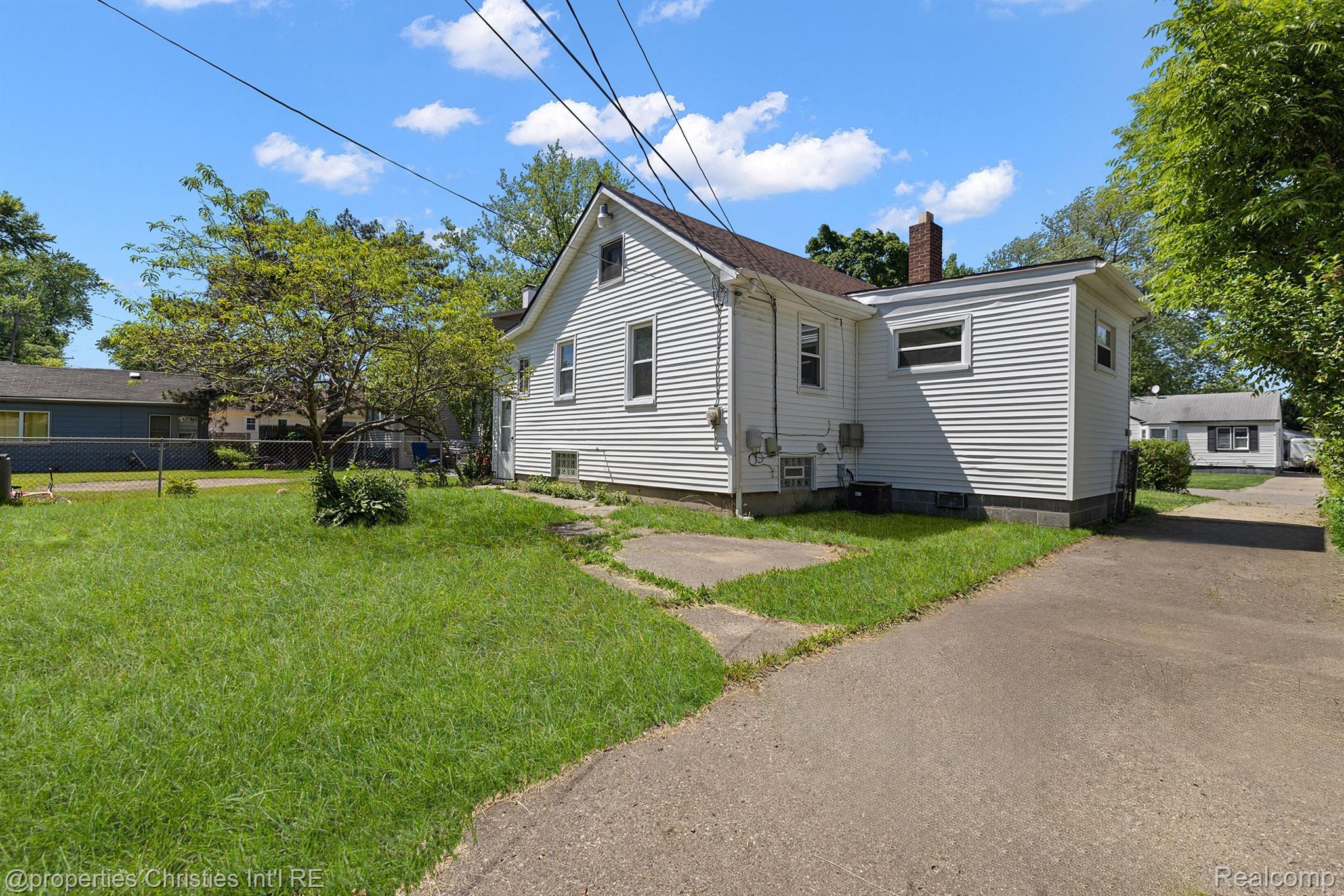 337 W OTIS Avenue