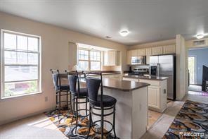 2507 JOHN R Street 35