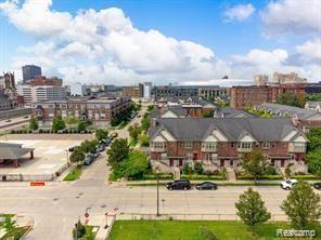 2507 JOHN R Street 35