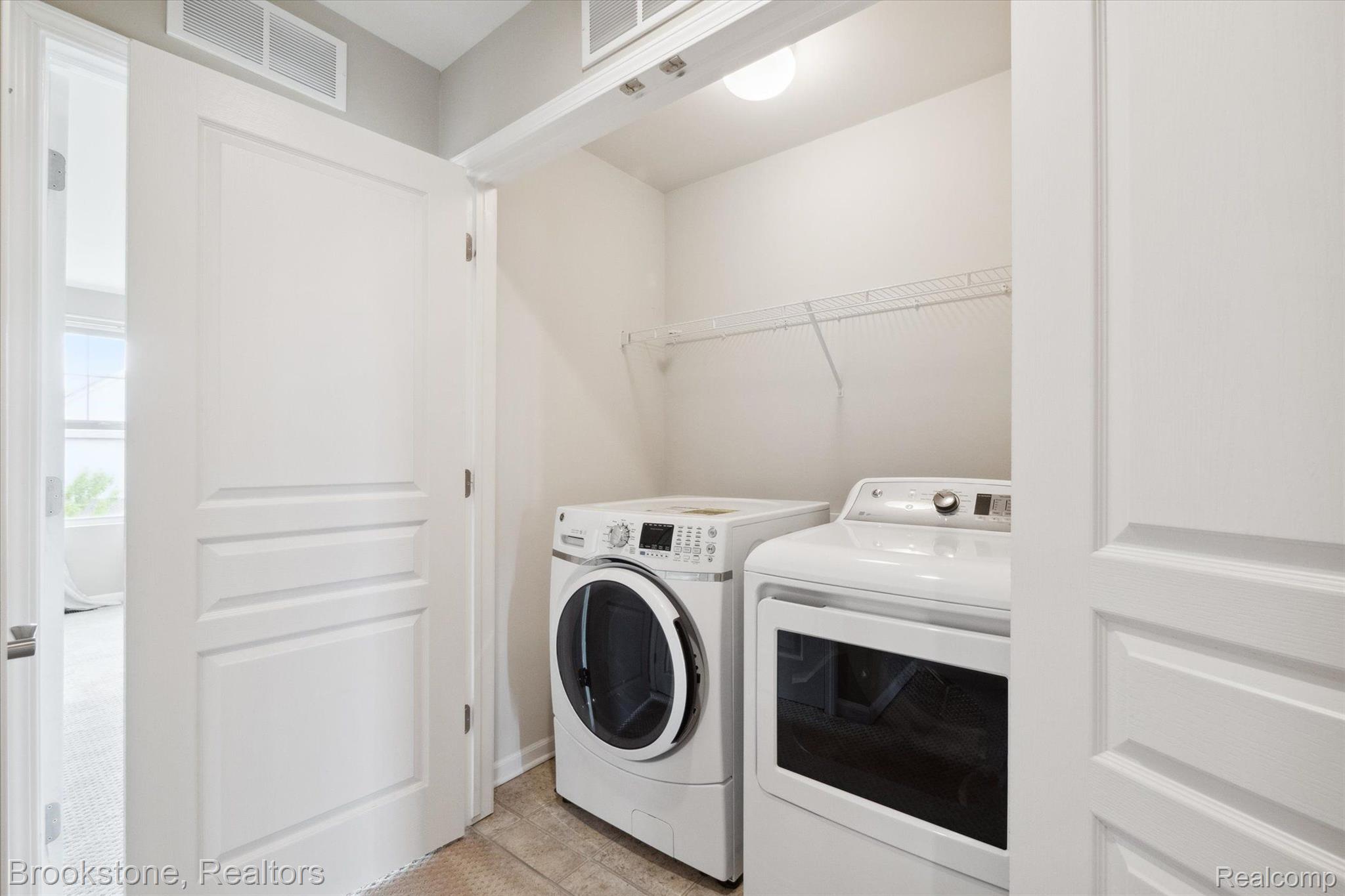 2598 HELMSDALE Circle