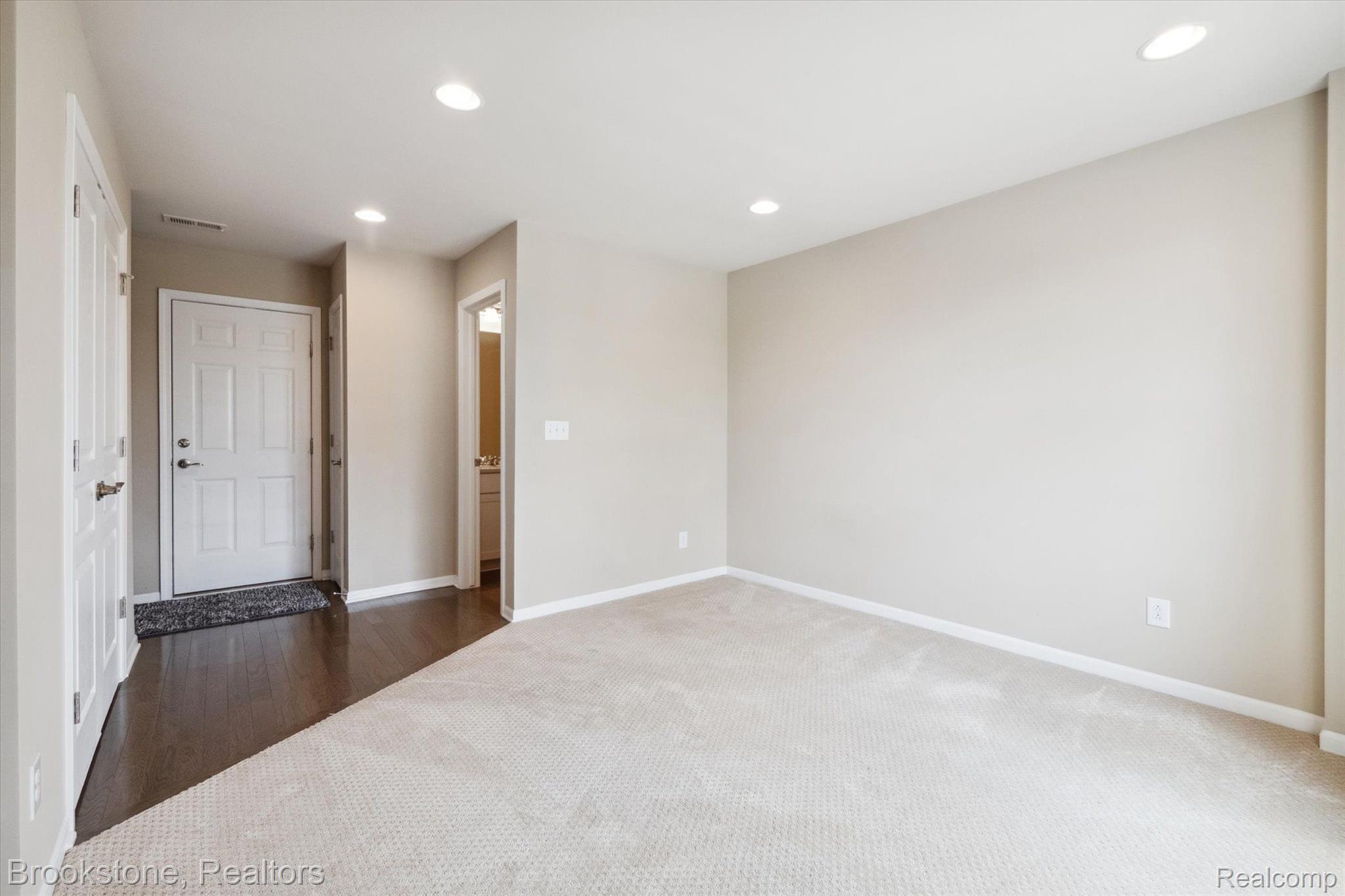 2598 HELMSDALE Circle