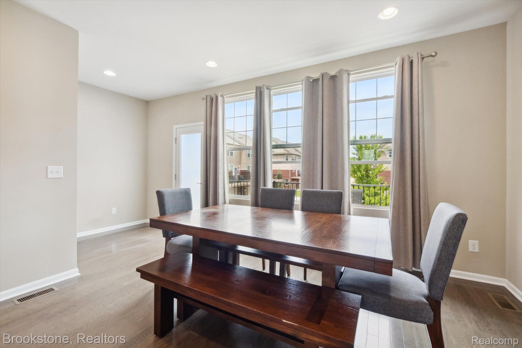 2598 HELMSDALE Circle