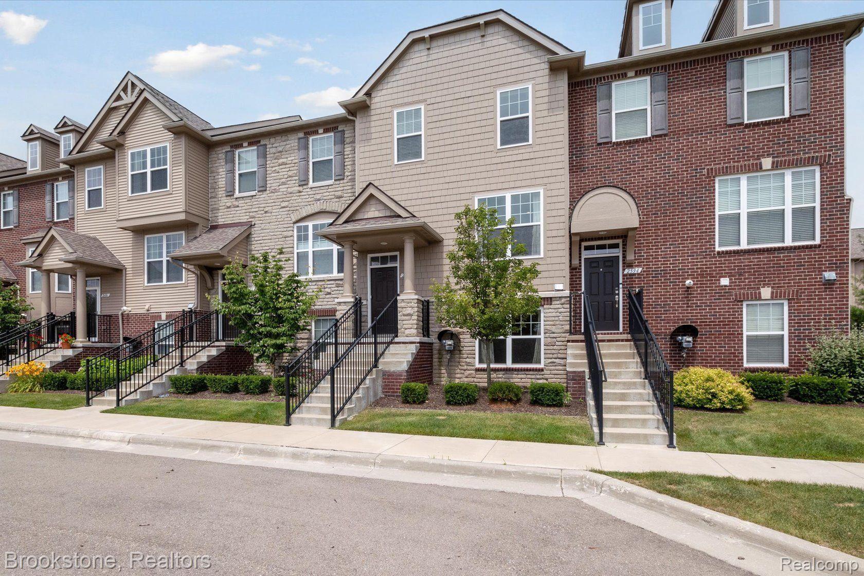 2598 HELMSDALE Circle