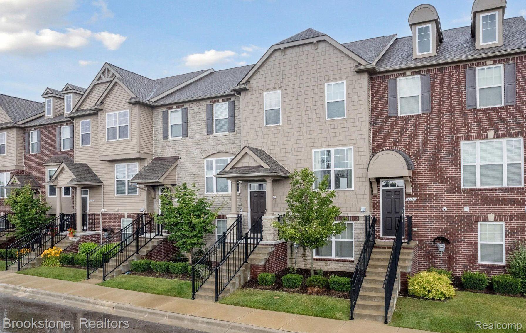 2598 HELMSDALE Circle