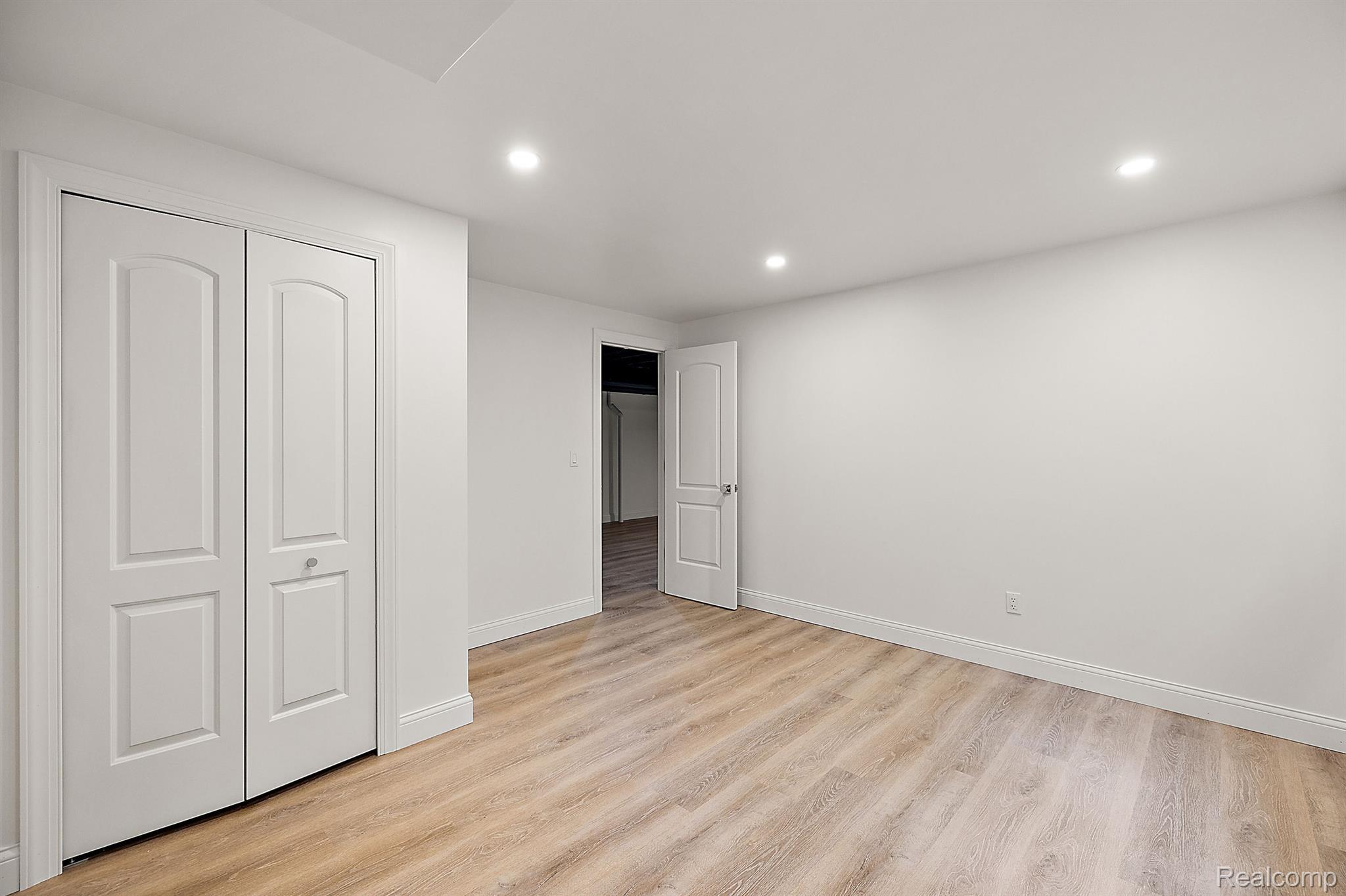 30105 WOODHAVEN Lane