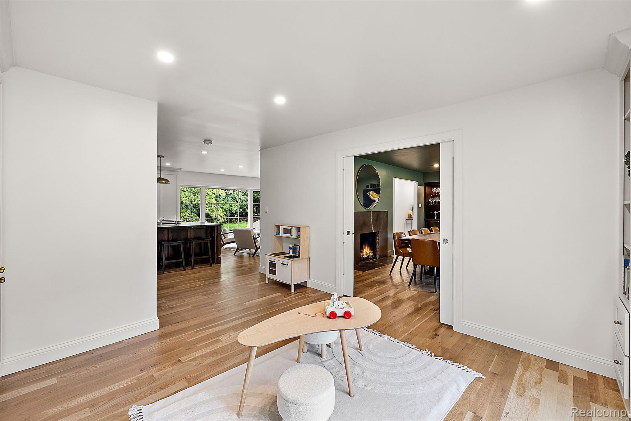 30105 WOODHAVEN Lane