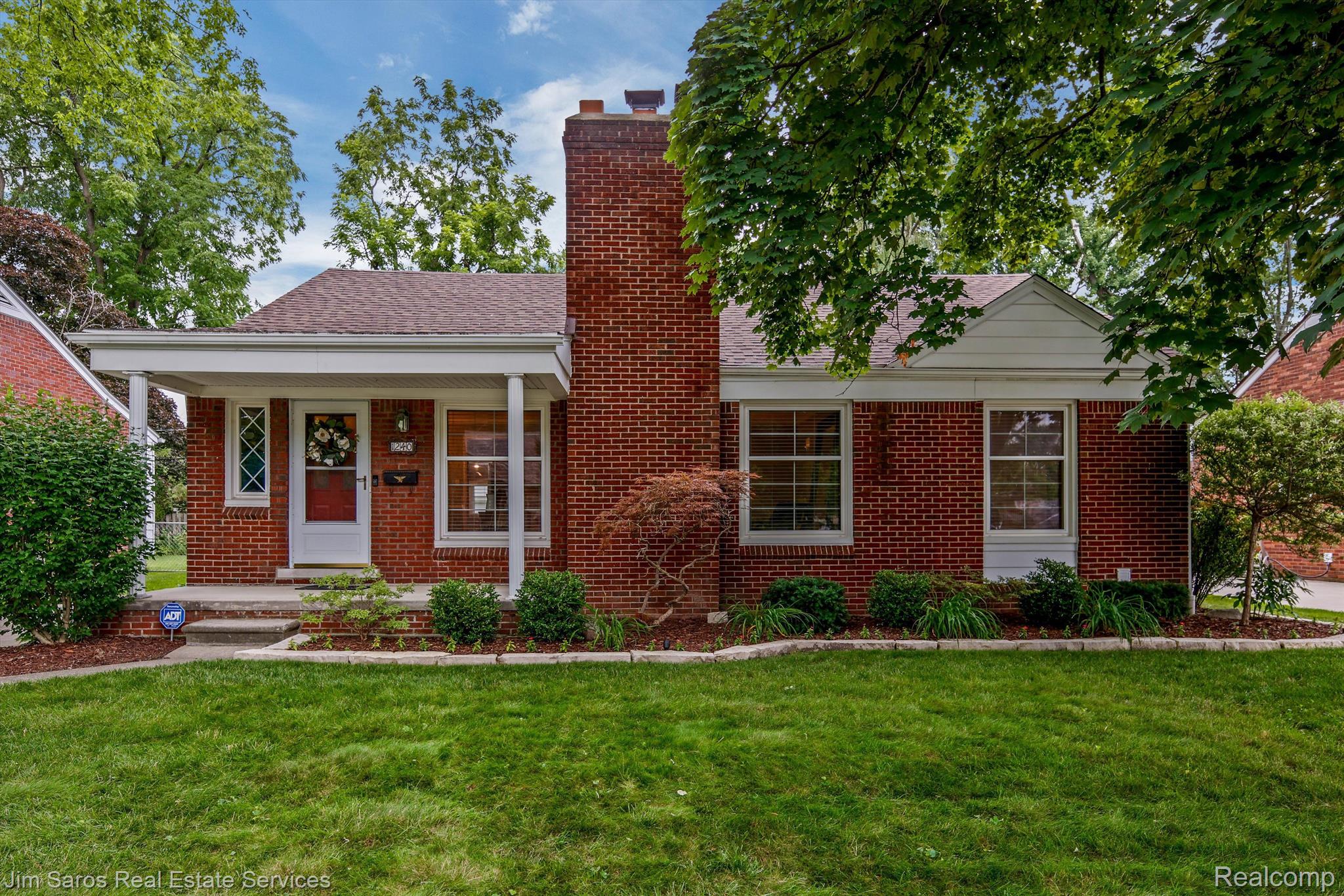 1240 FAIRHOLME Road