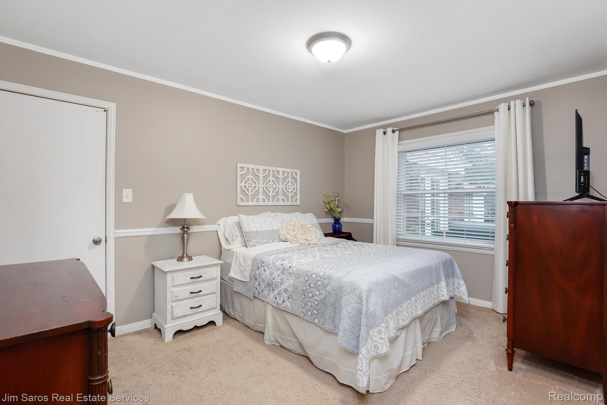 1240 FAIRHOLME Road