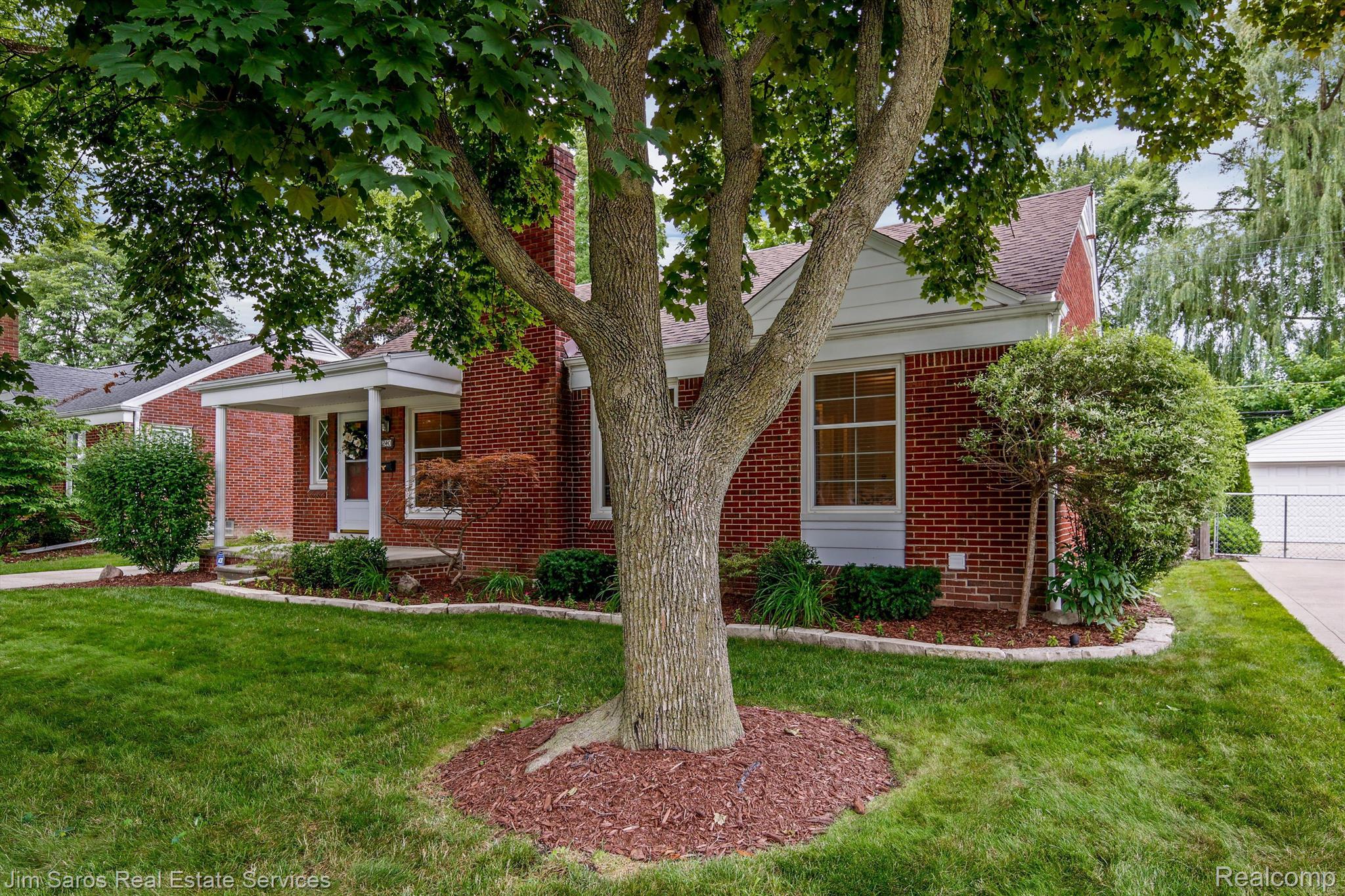 1240 FAIRHOLME Road