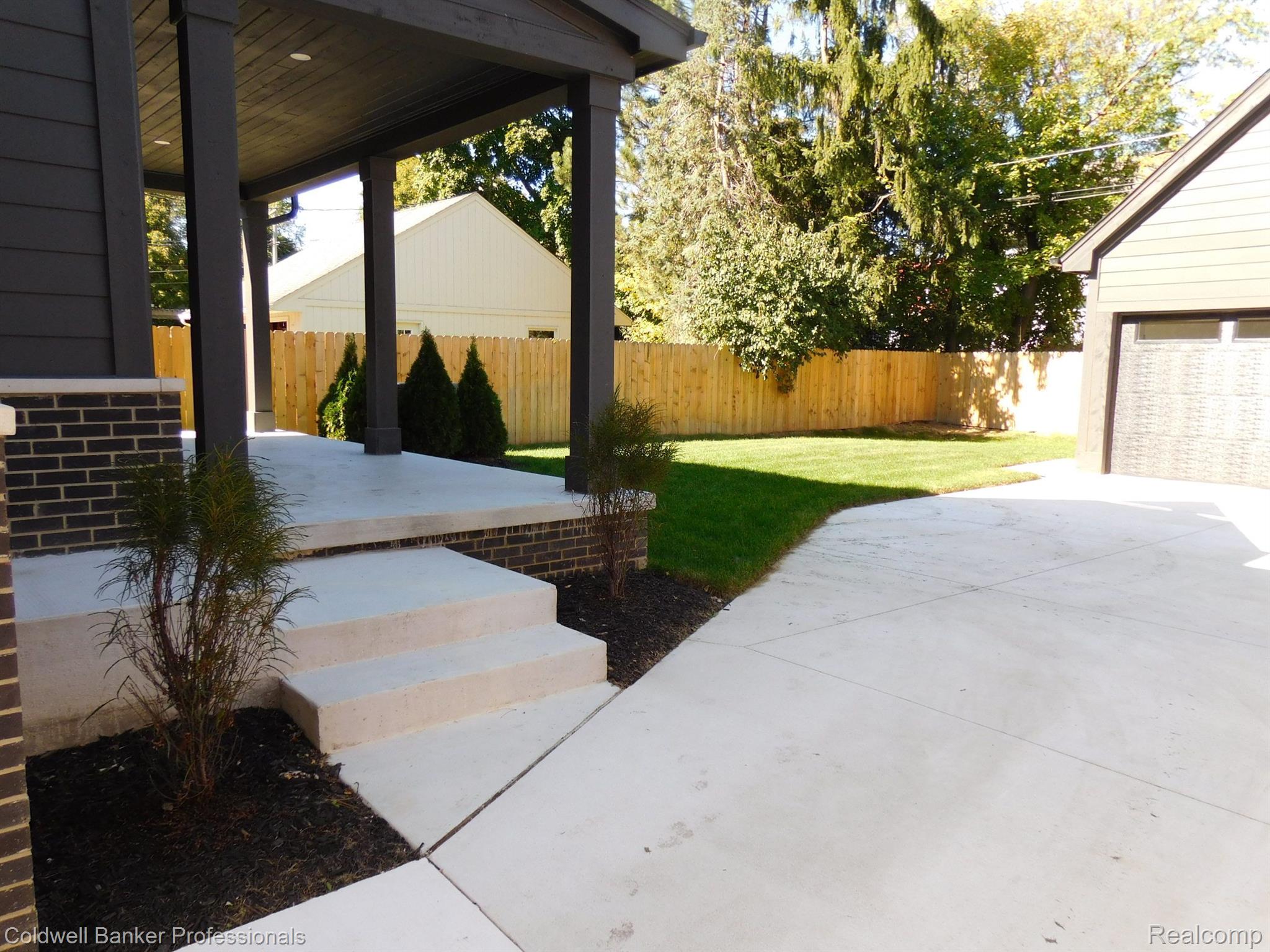 2647 DORCHESTER Road
