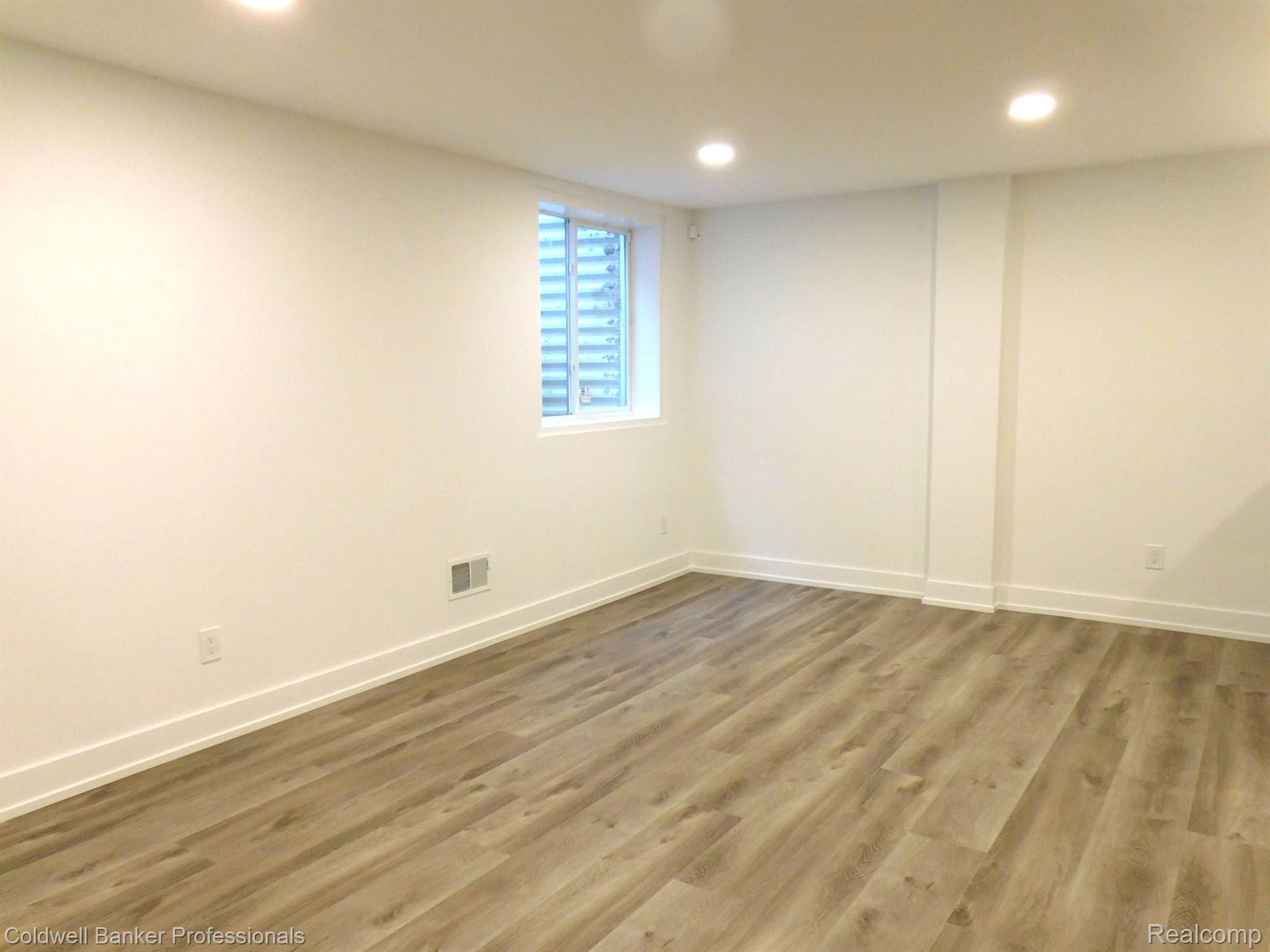 2647 DORCHESTER Road