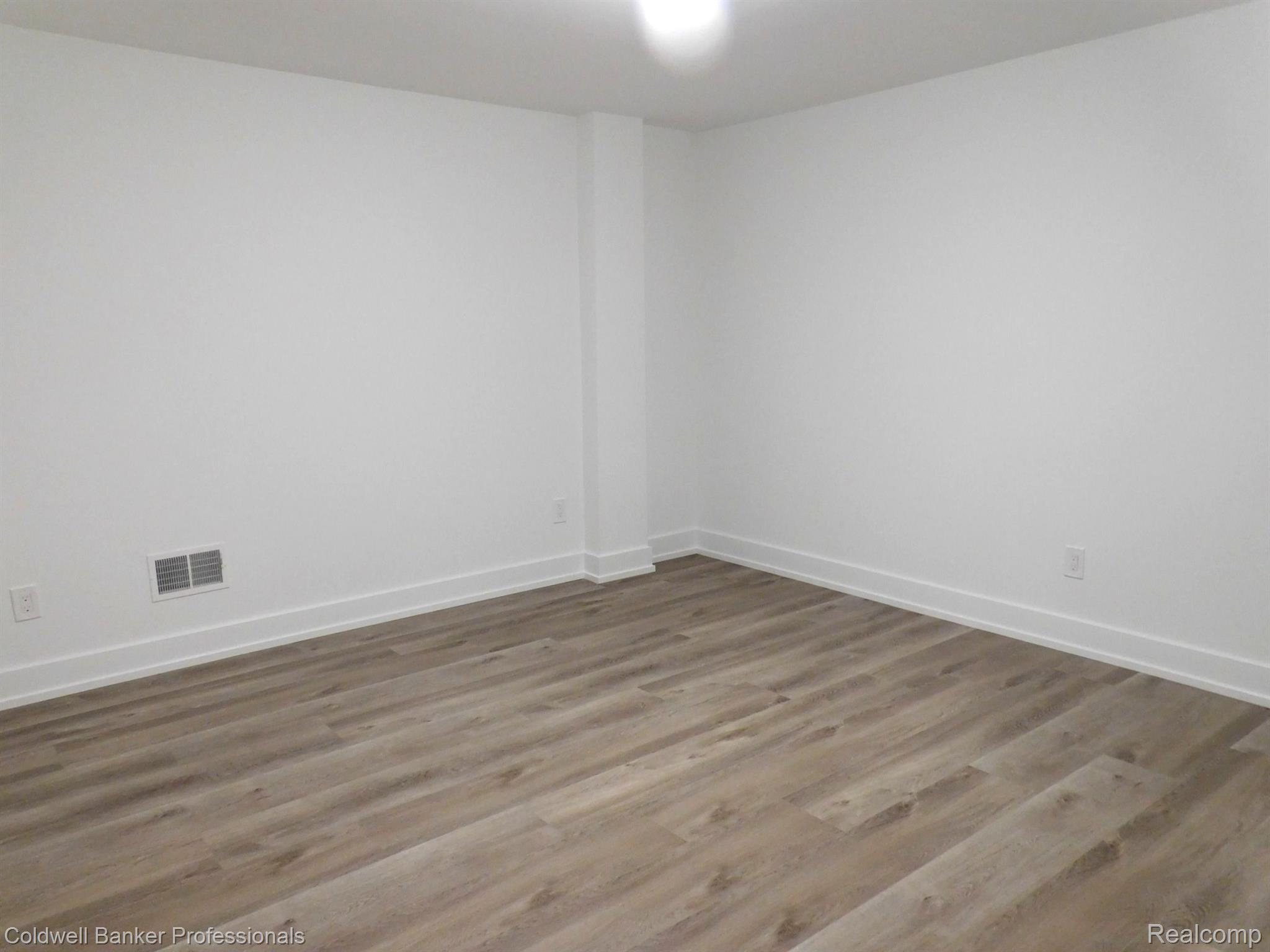 2647 DORCHESTER Road