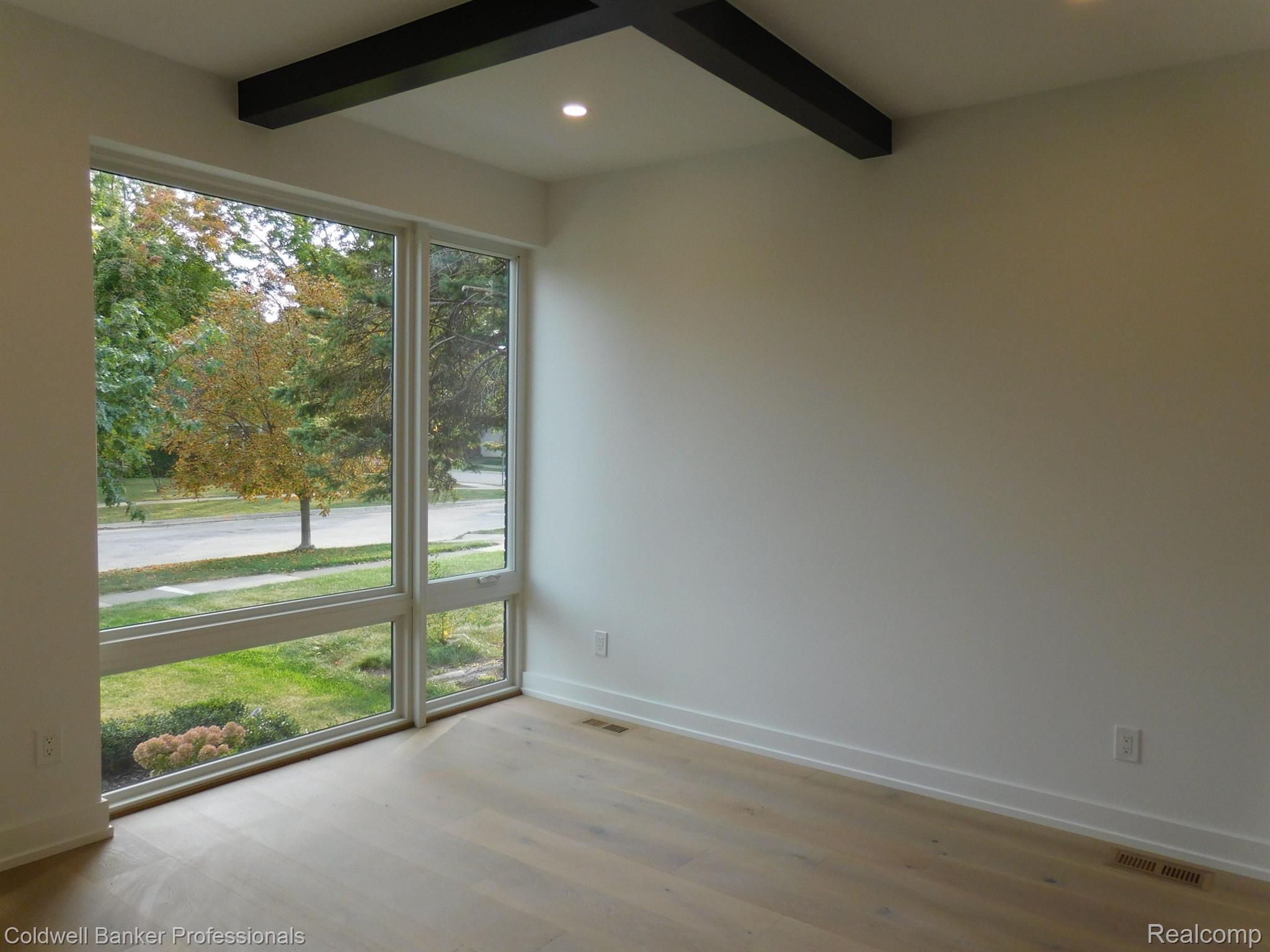 2647 DORCHESTER Road