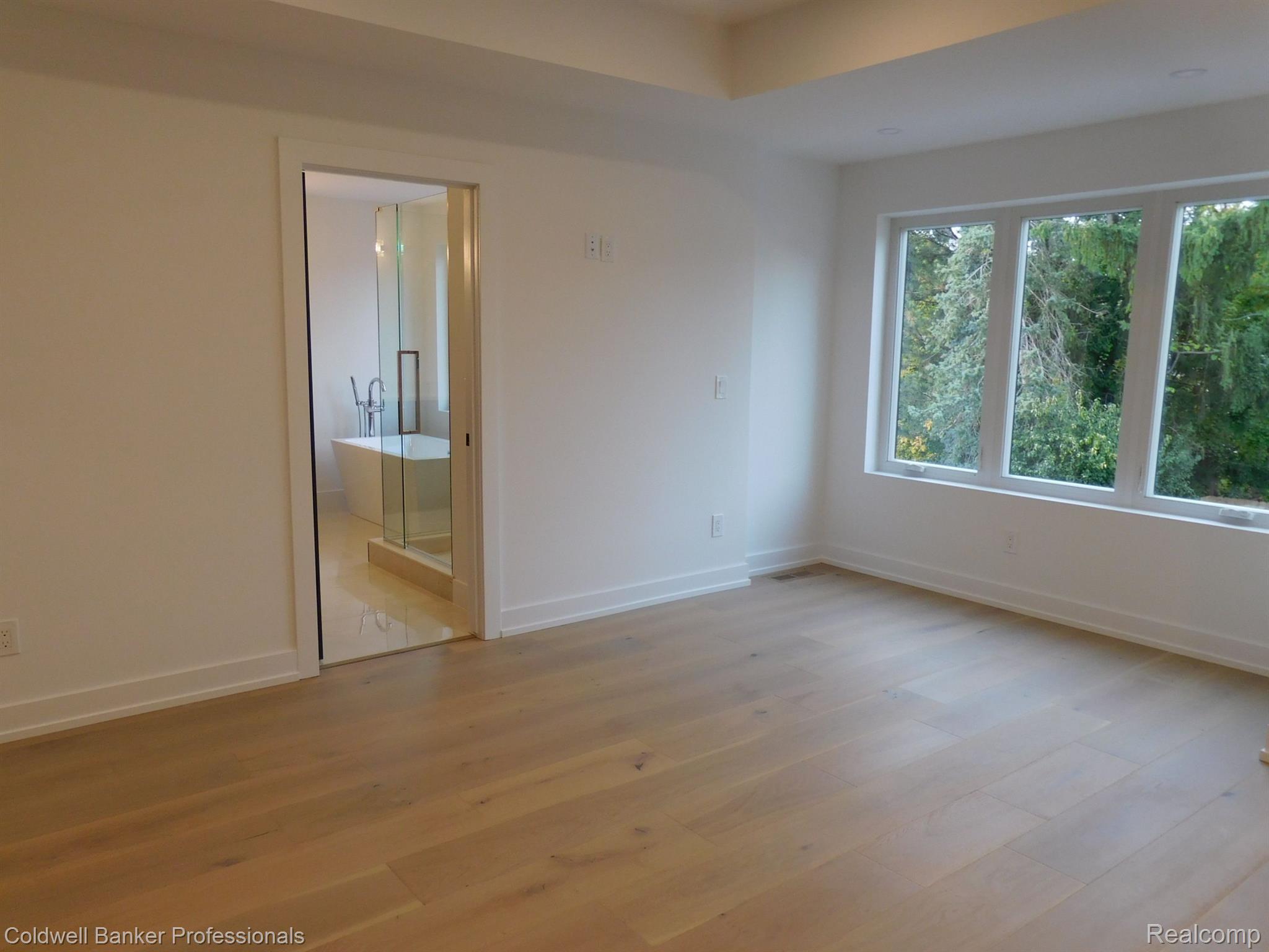 2647 DORCHESTER Road