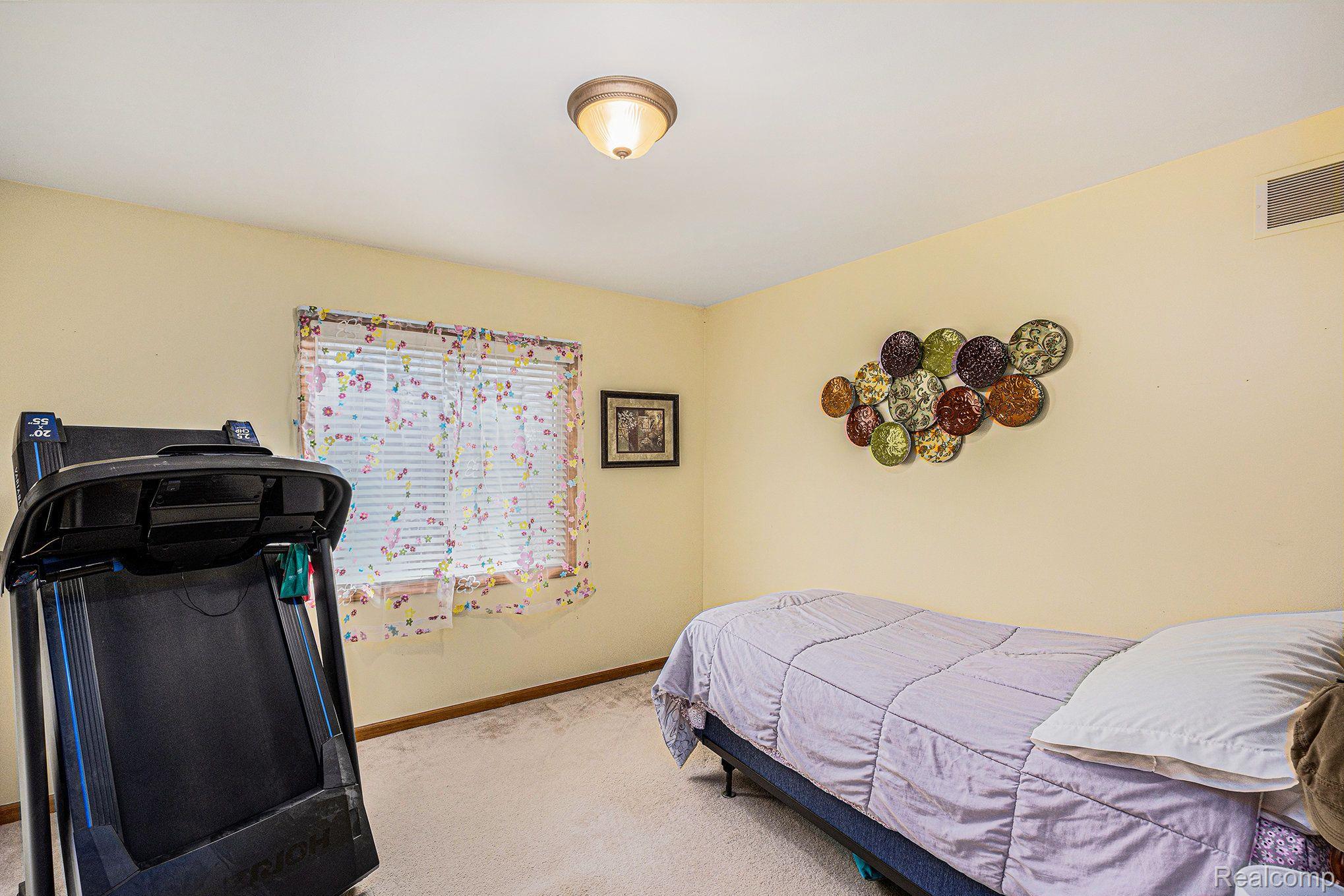 50190 MAGDALINA Drive