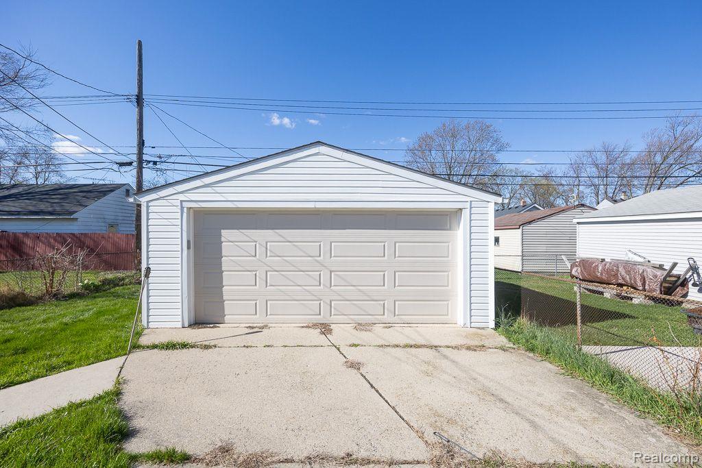 304 TECUMSEH Street