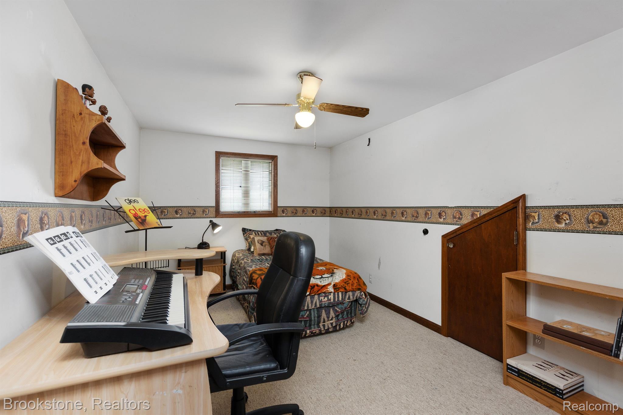 4121 CRYSTAL Street