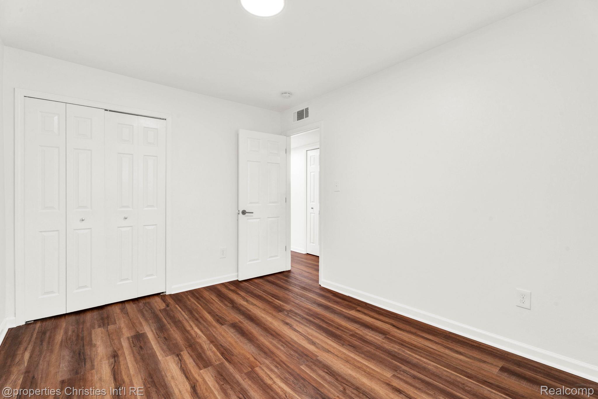 244 E Woodward Heights Boulevard