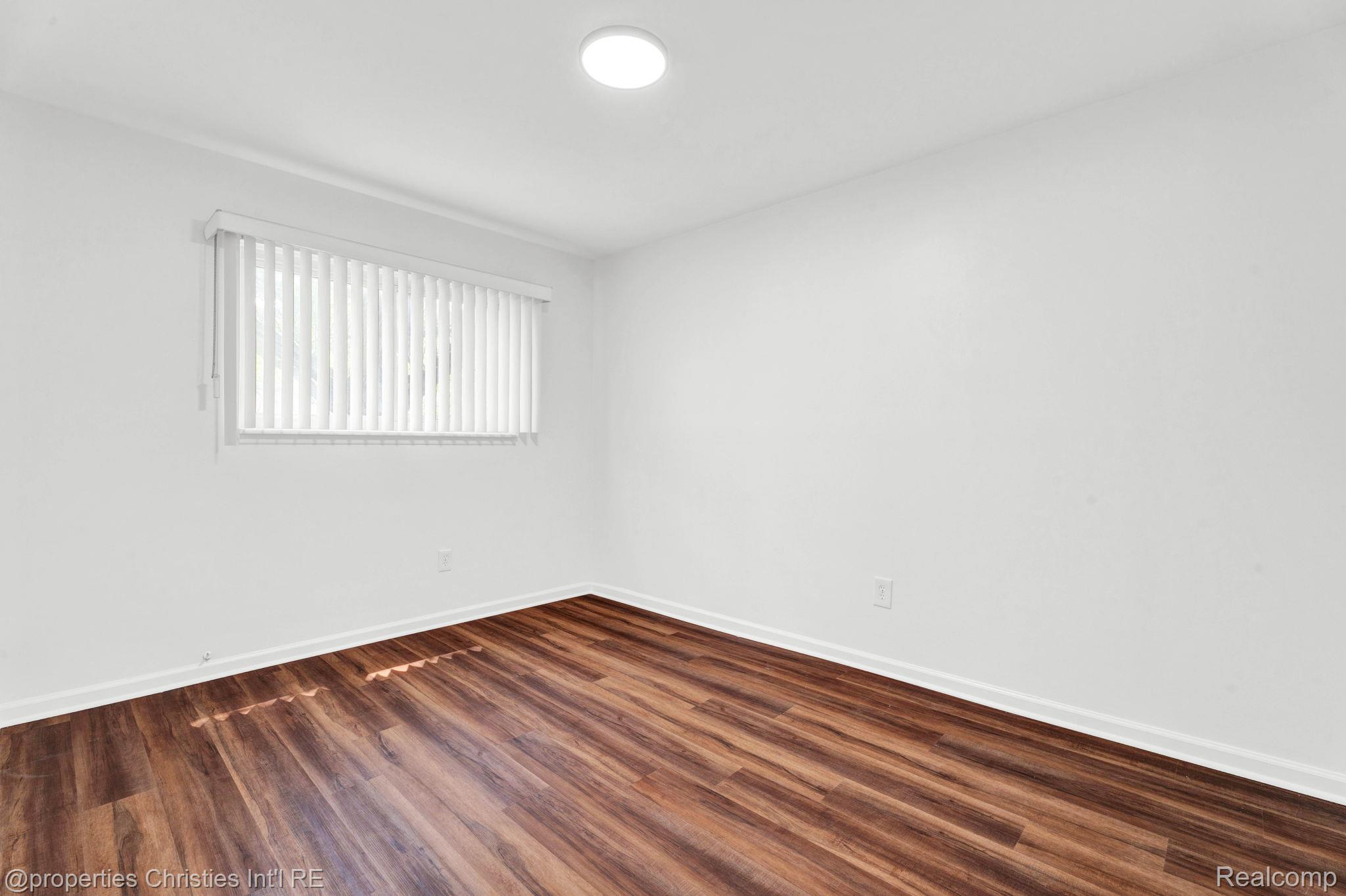 244 E Woodward Heights Boulevard