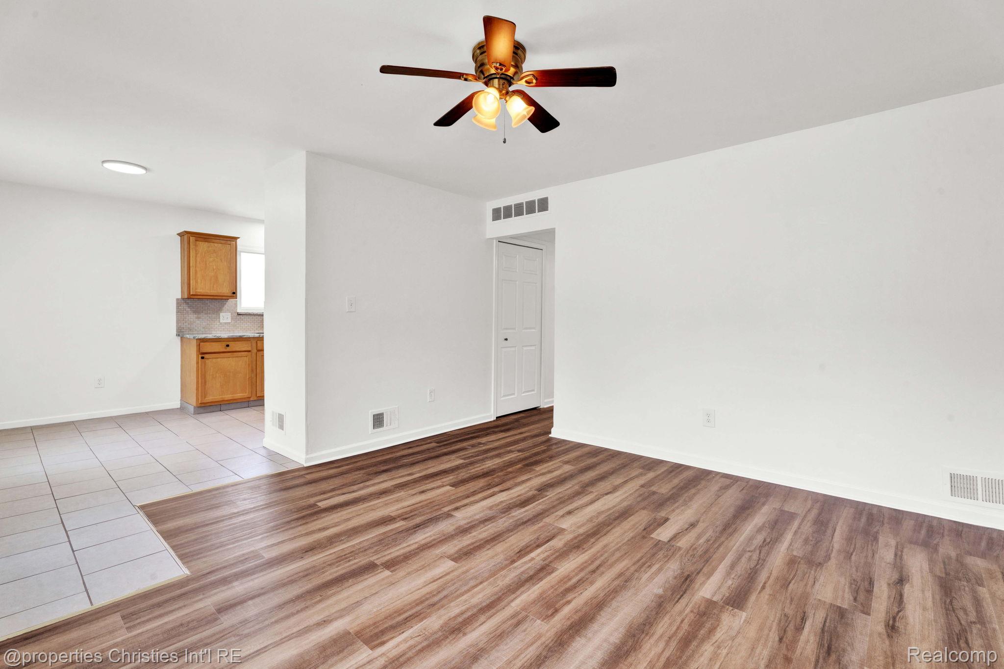 244 E Woodward Heights Boulevard