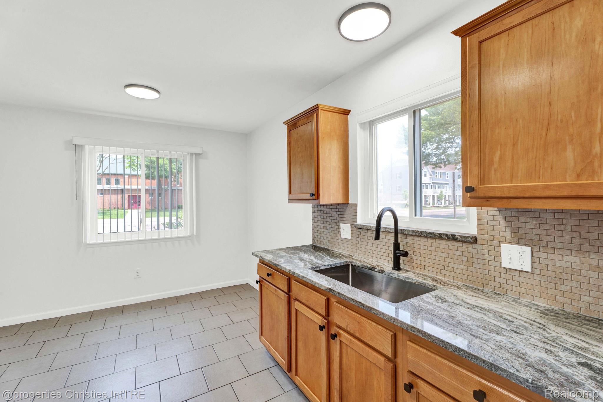 244 E Woodward Heights Boulevard