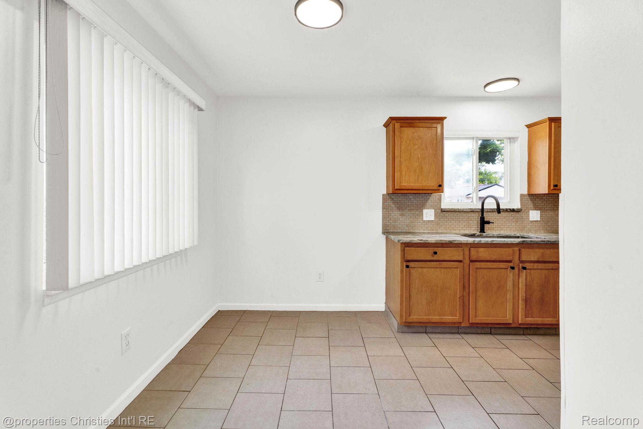 244 E Woodward Heights Boulevard