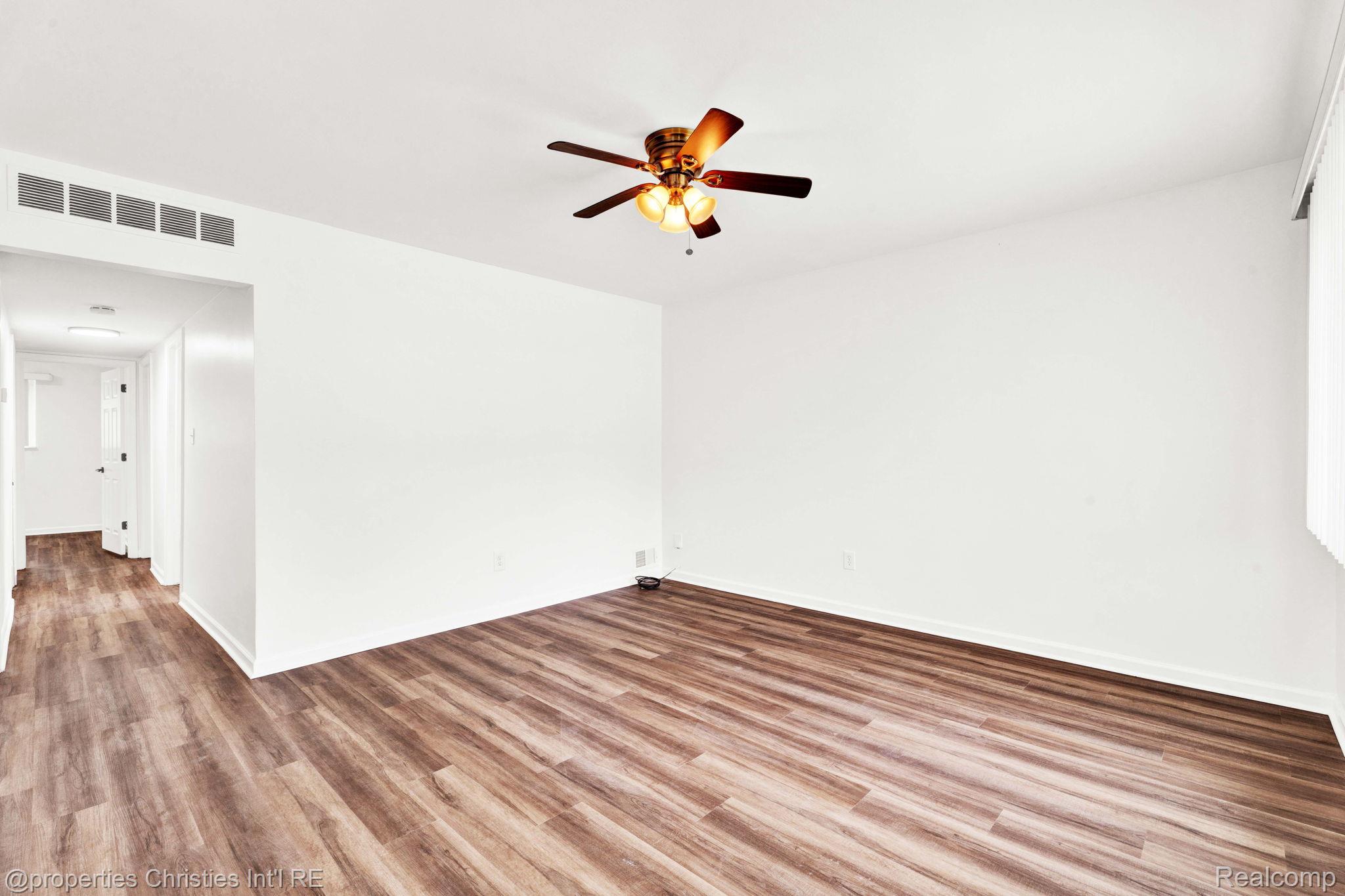 244 E Woodward Heights Boulevard