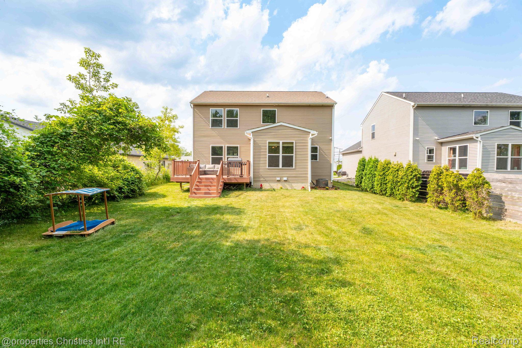 2962 Iowa Drive