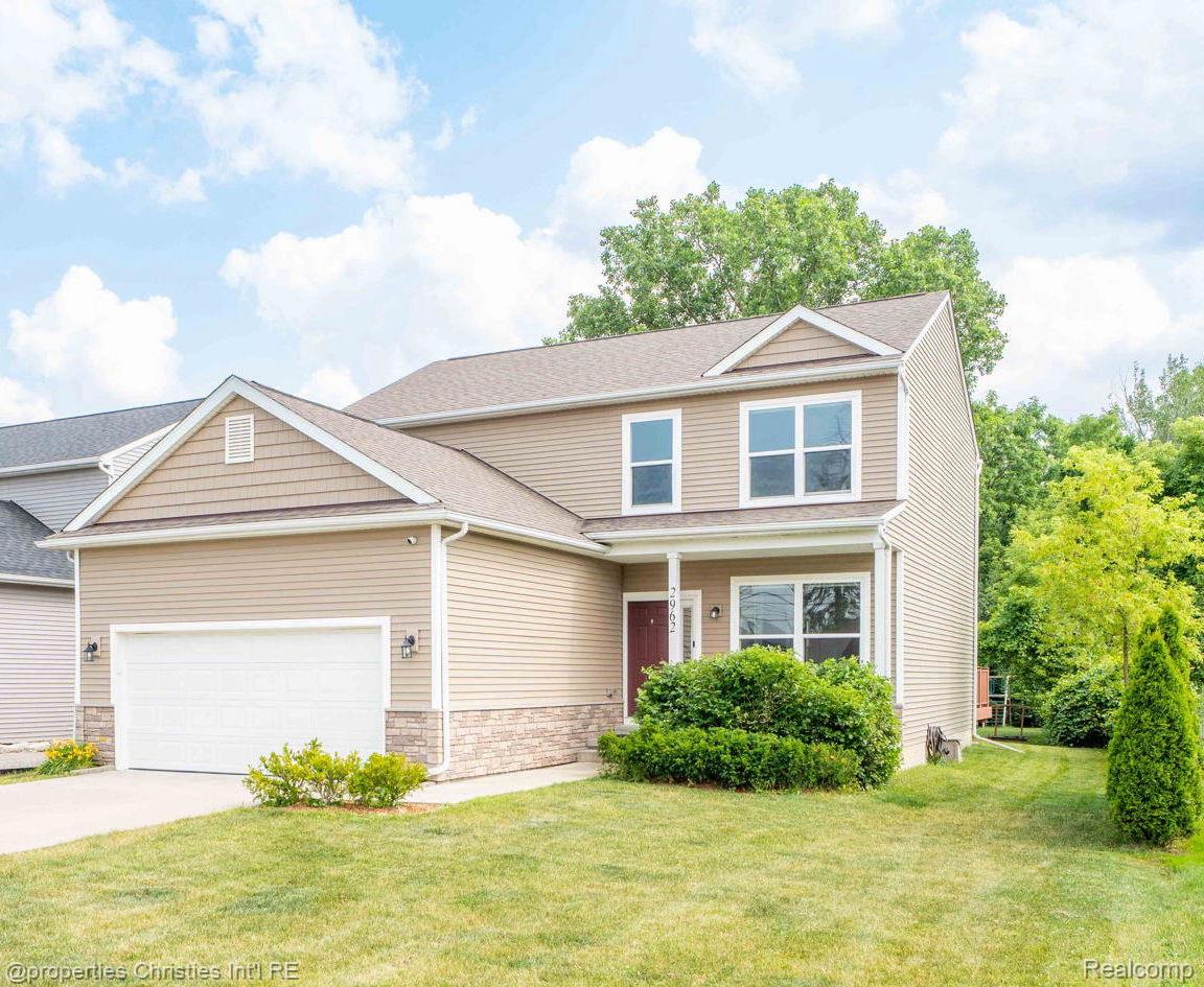 2962 Iowa Drive