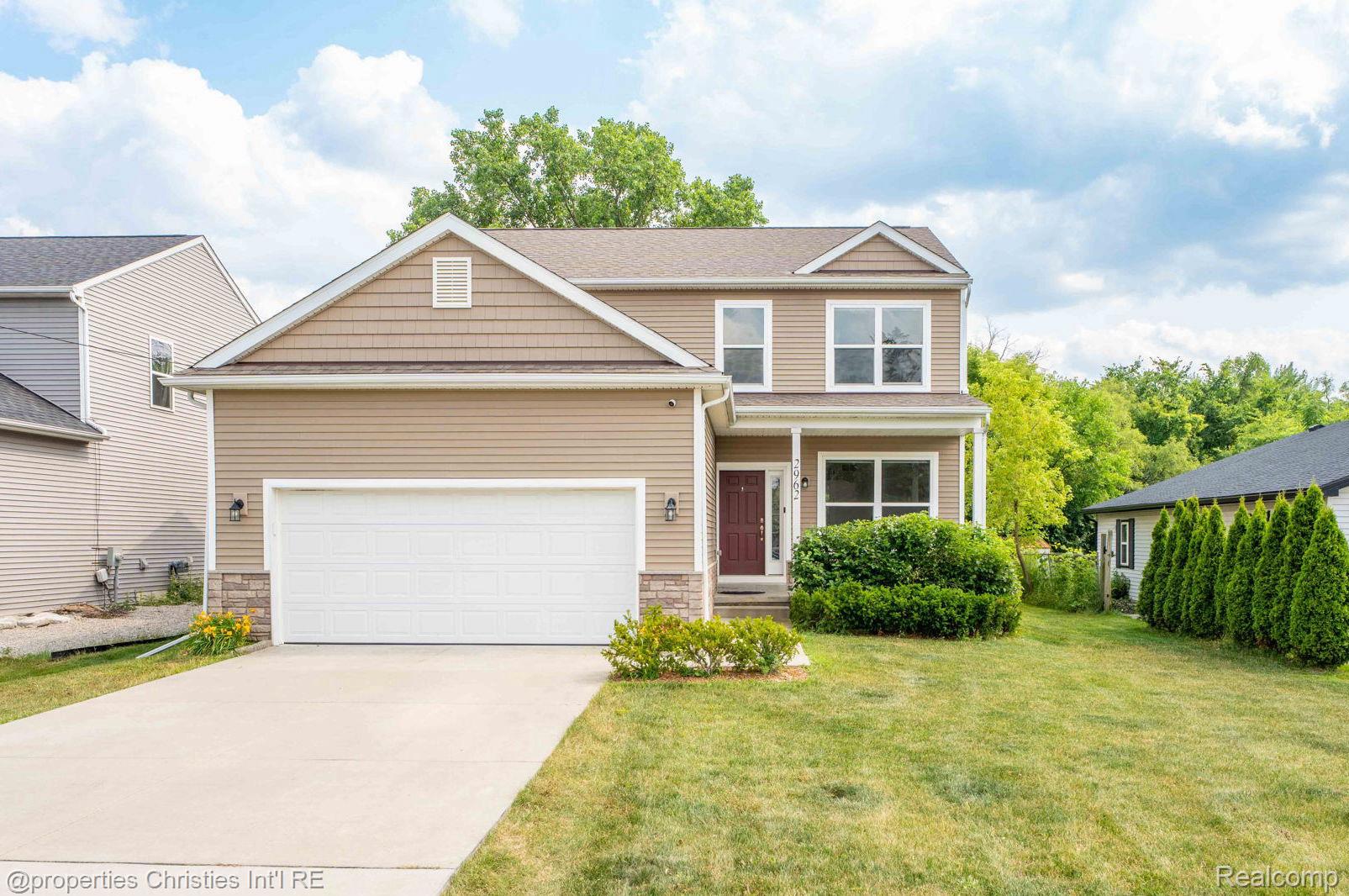2962 Iowa Drive