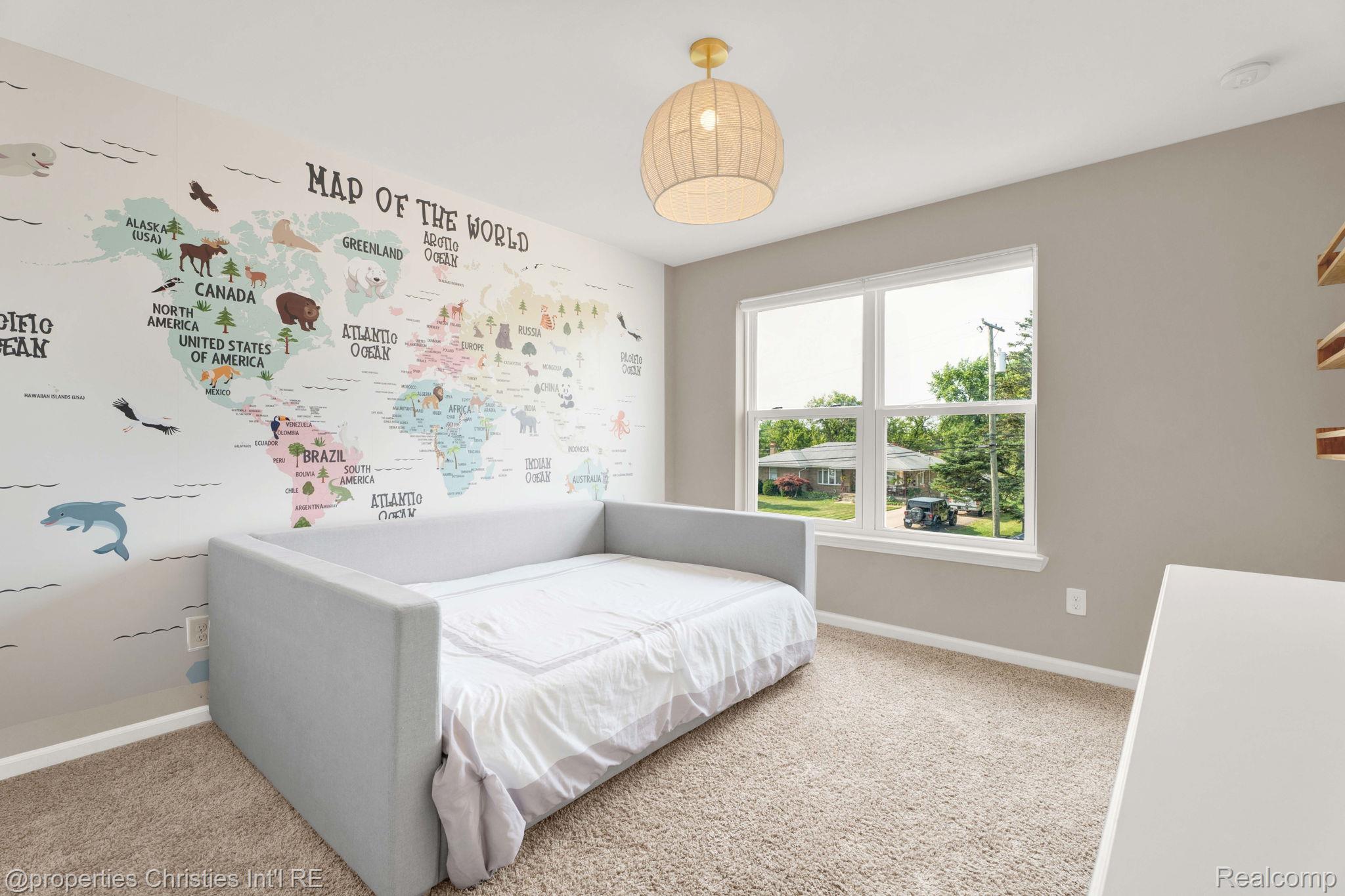 2962 Iowa Drive