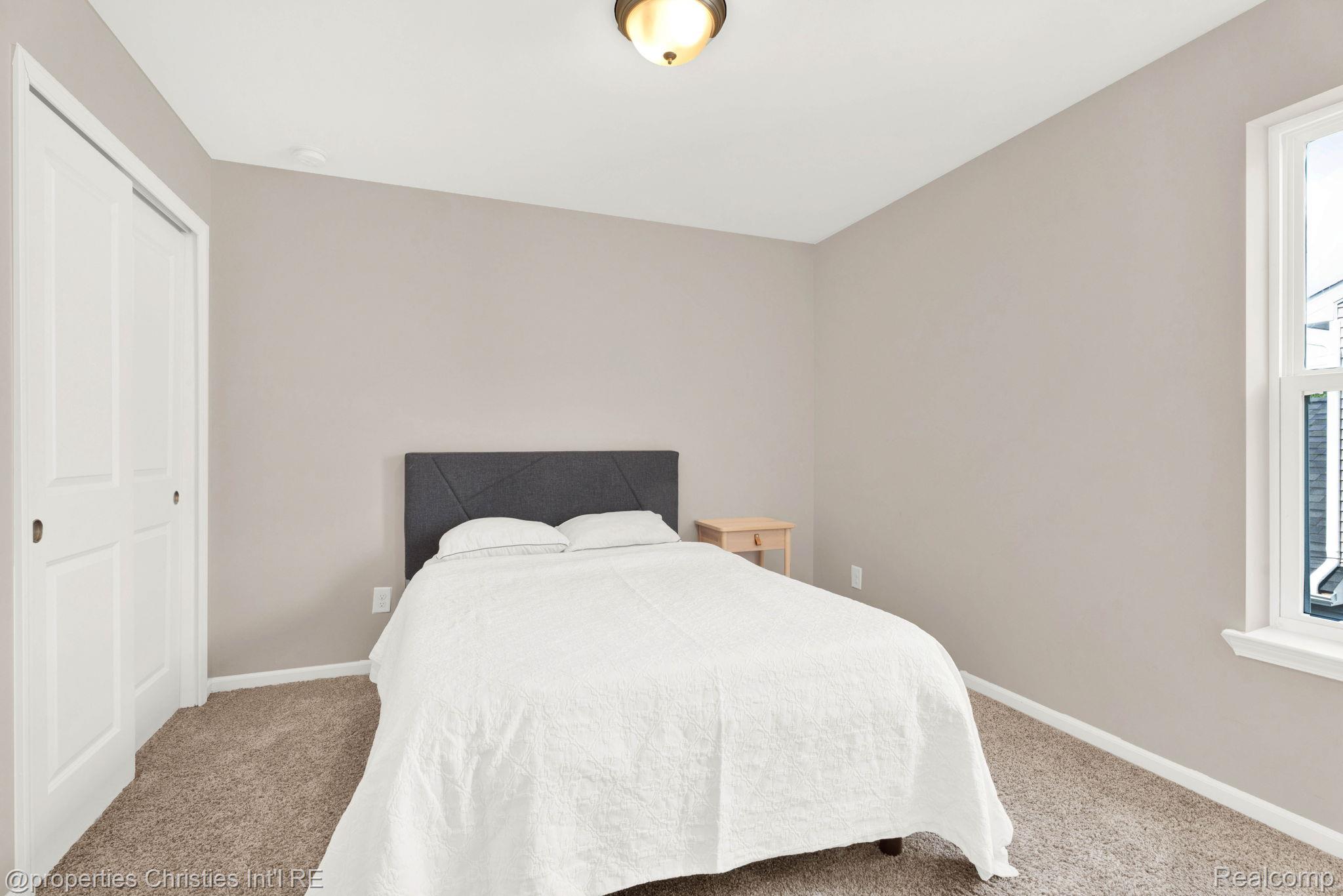 2962 Iowa Drive