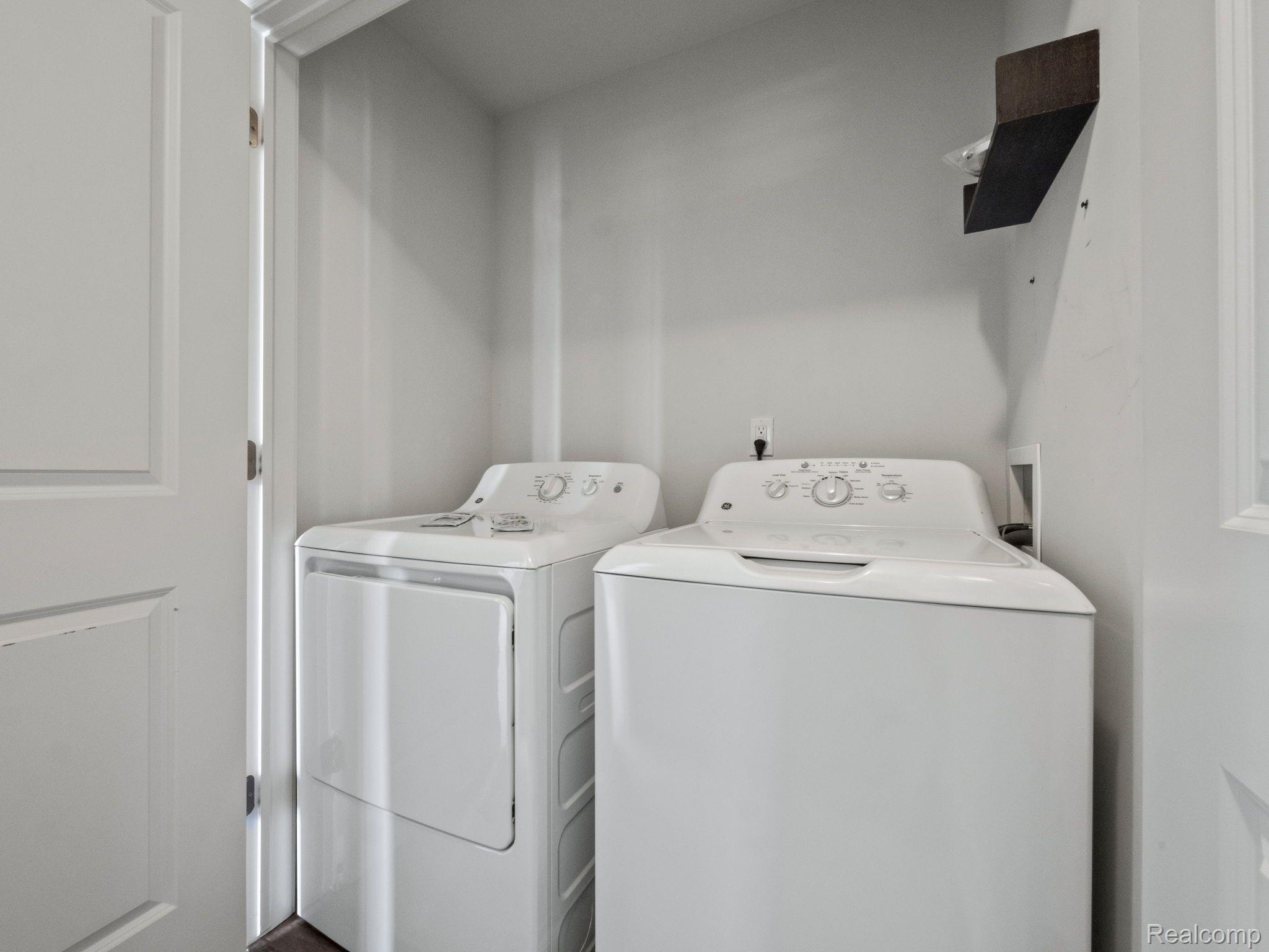 2500 Normandy Road 41