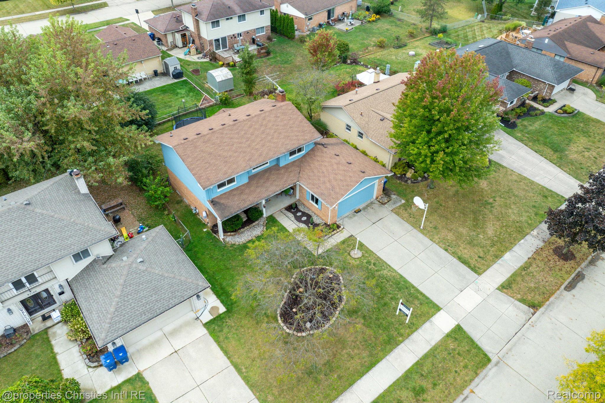 43783 Leeann Lane