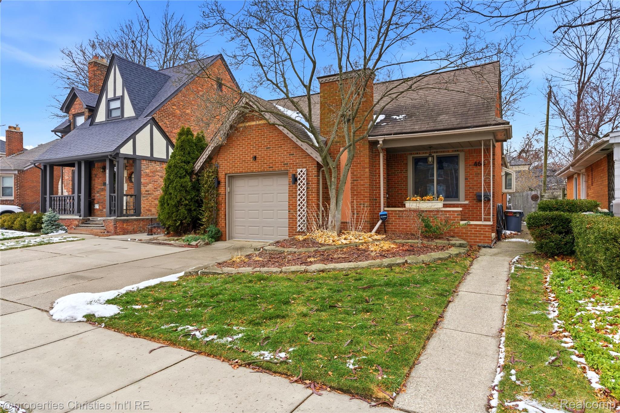 466 Touraine Road