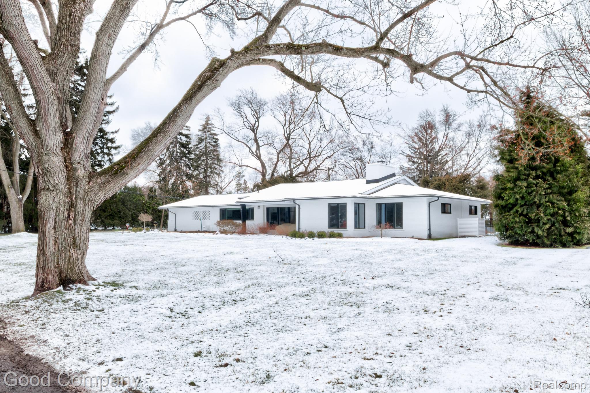 805 N Pemberton Road