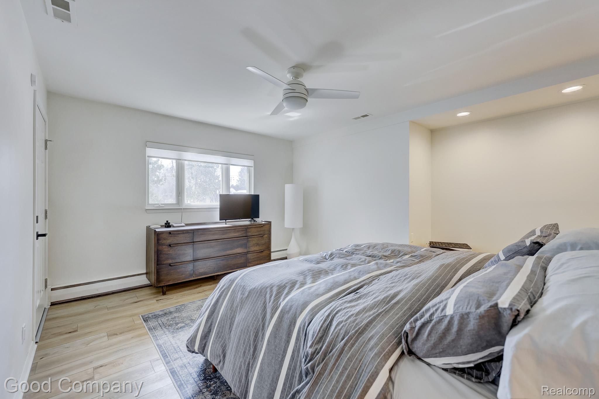 805 N Pemberton Road