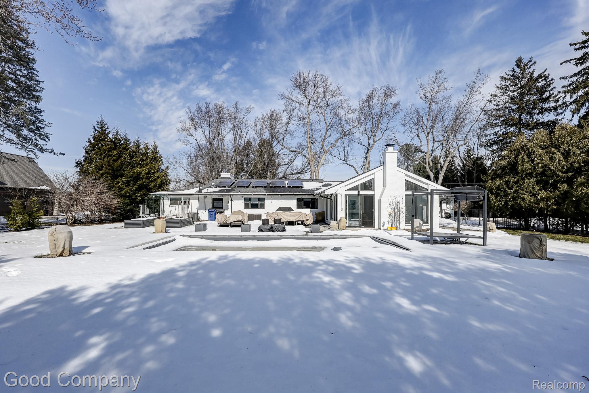 805 N Pemberton Road