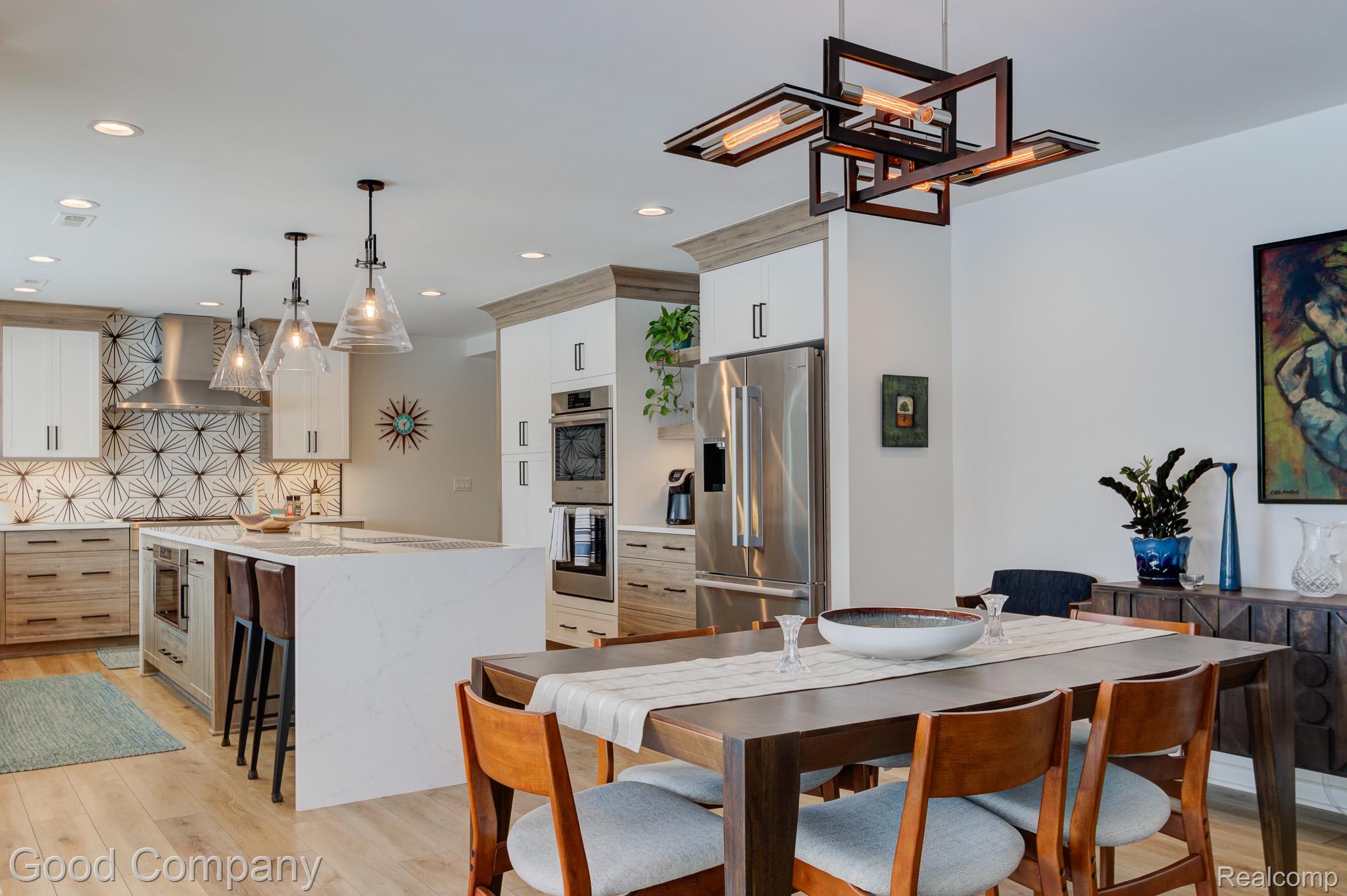 805 N Pemberton Road