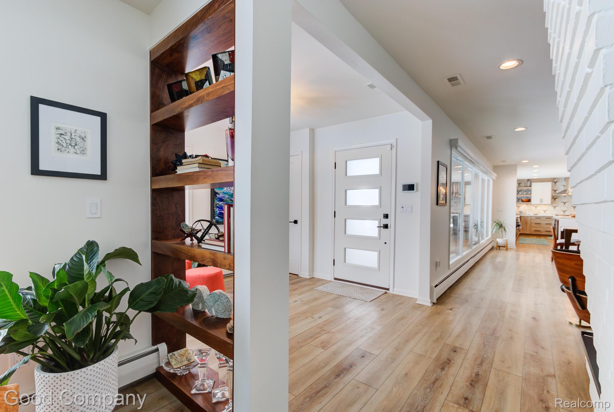 805 N Pemberton Road