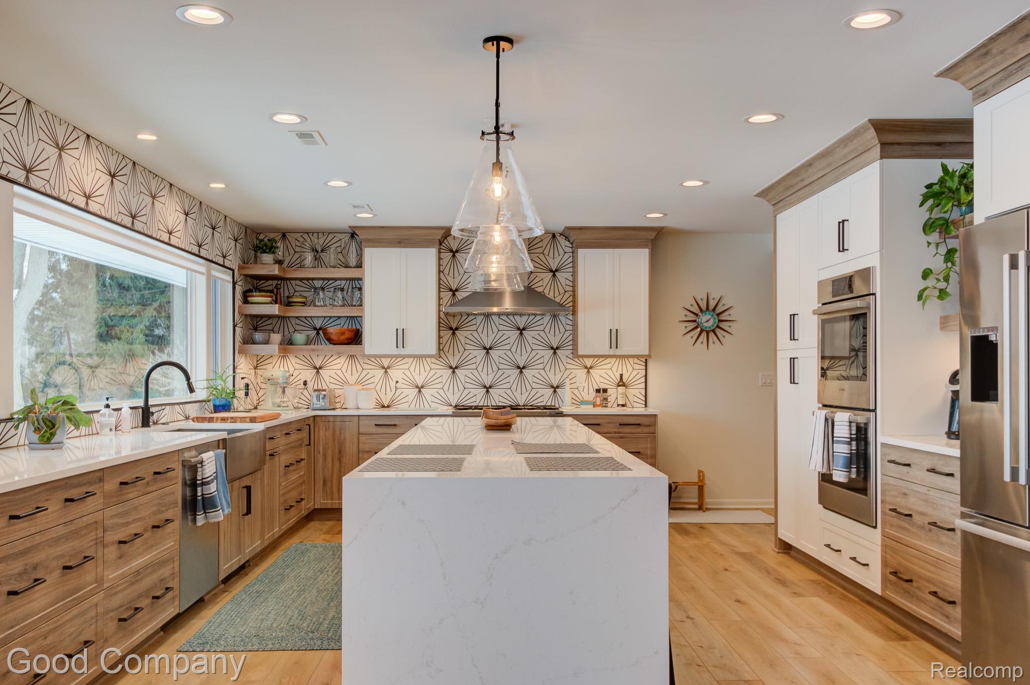 805 N Pemberton Road