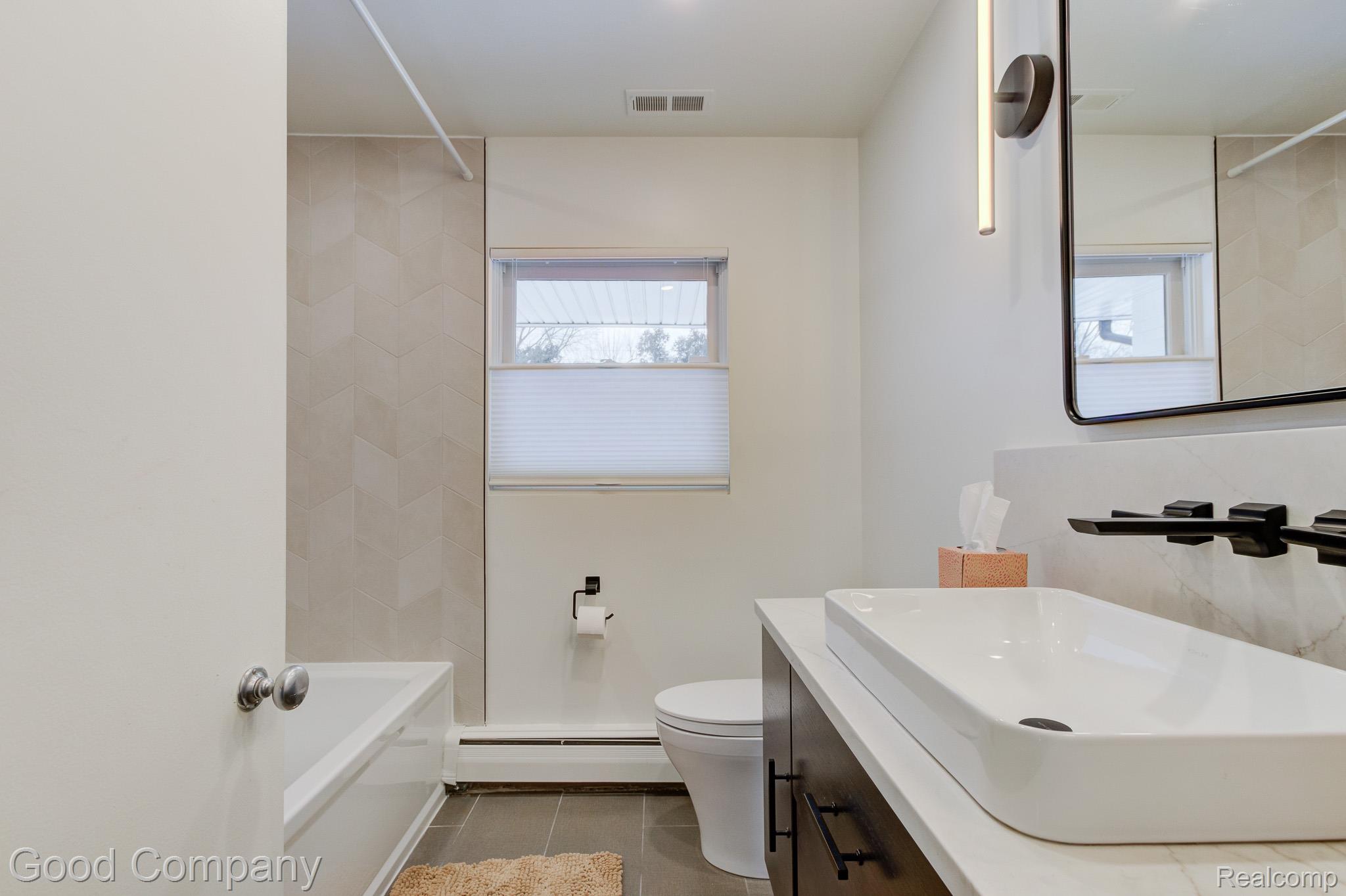 805 N Pemberton Road