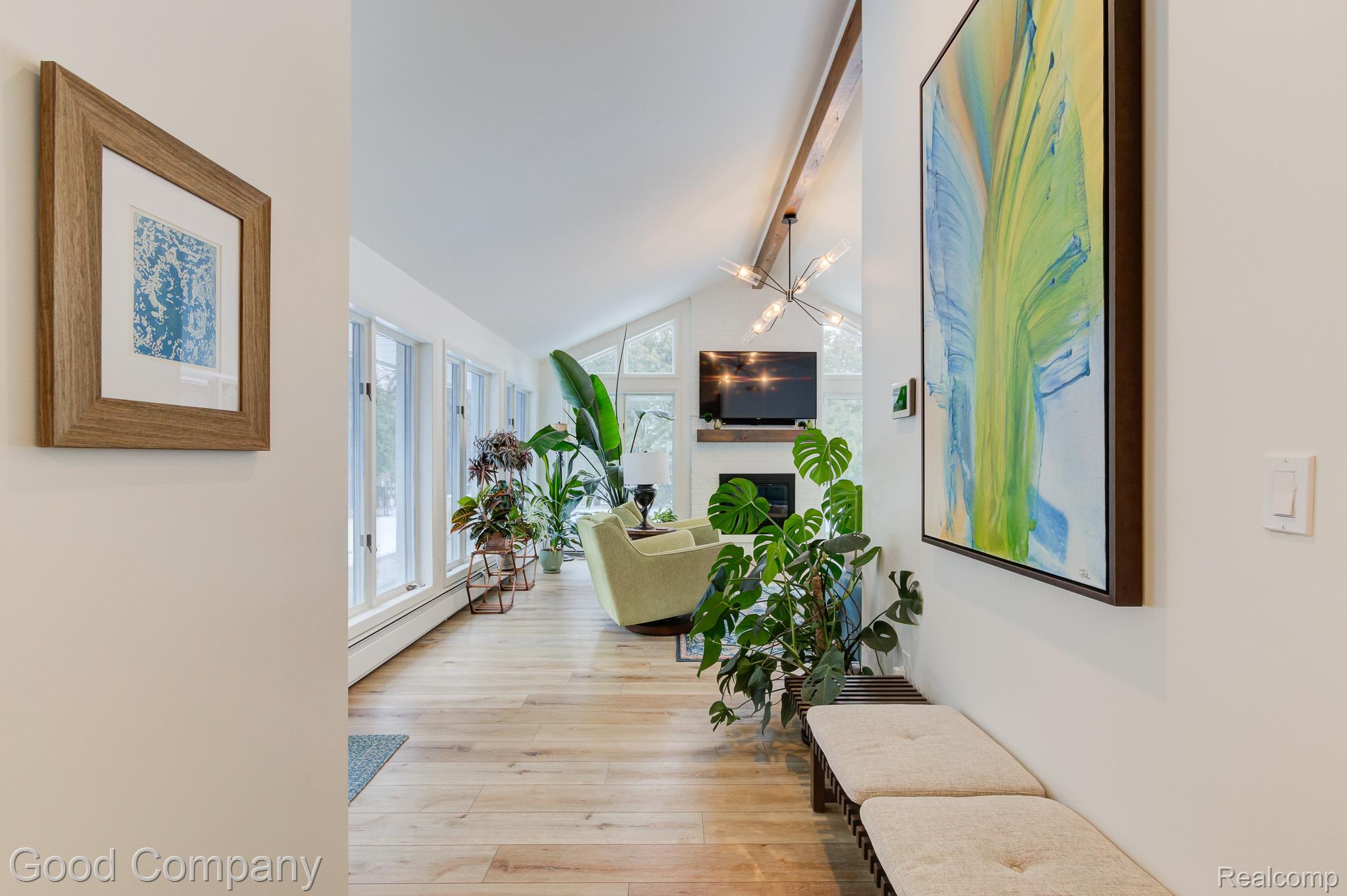 805 N Pemberton Road
